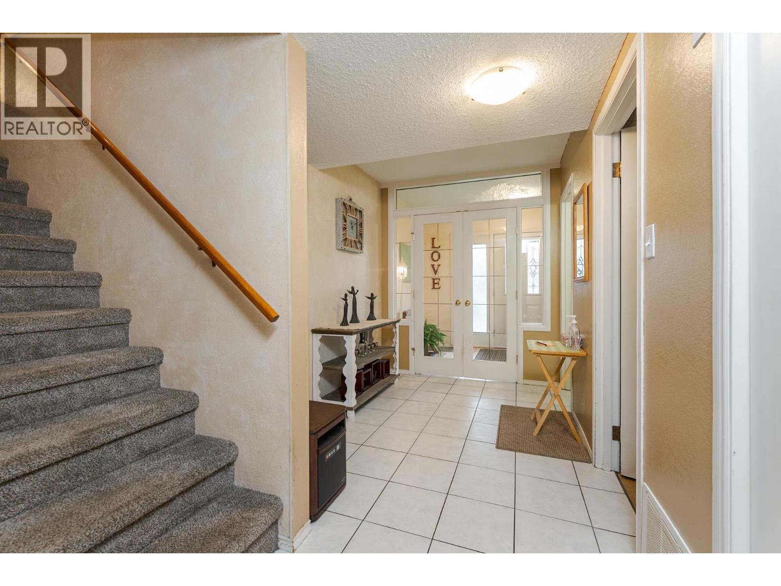 1164 Stirling Drive Property Photo 12
