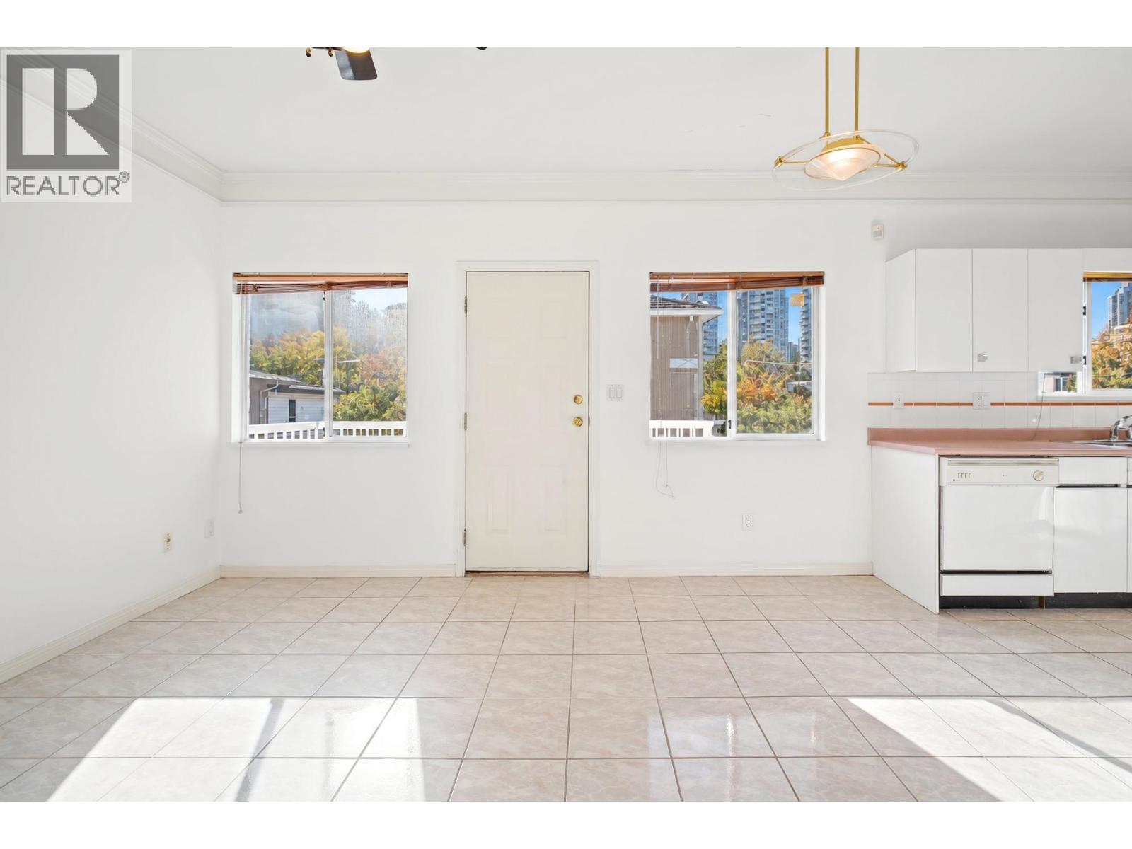 4810 Maitland Street Property Photo 8