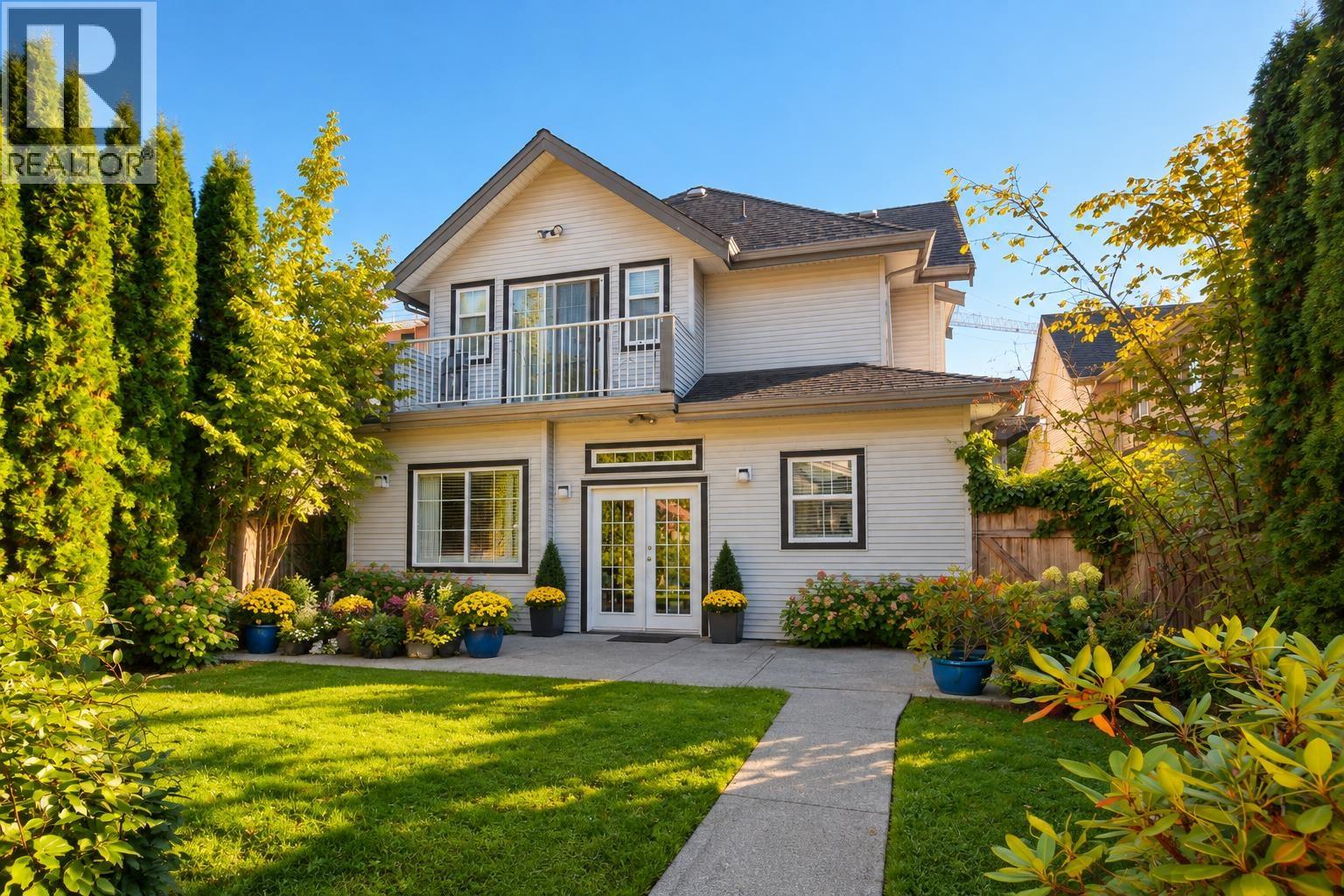 607 SUNSET AVENUE