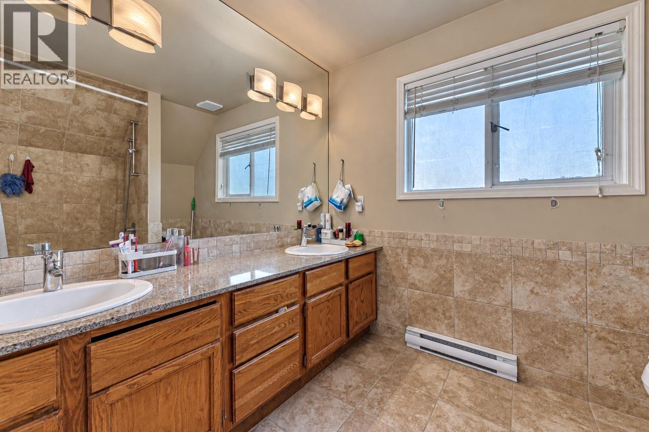 4707 Meadfeild Road Property Photo 21