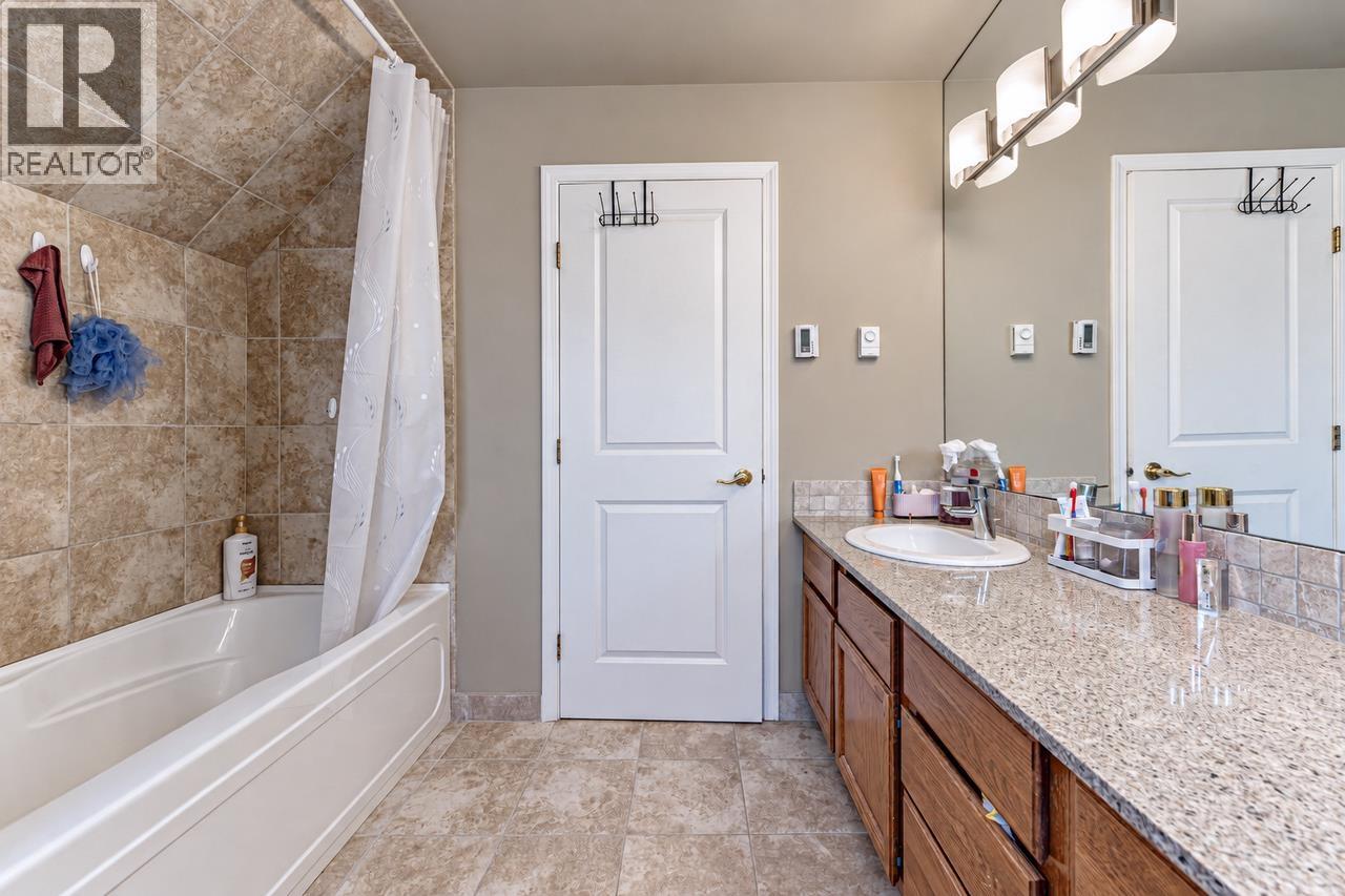 4707 Meadfeild Road Property Photo 27