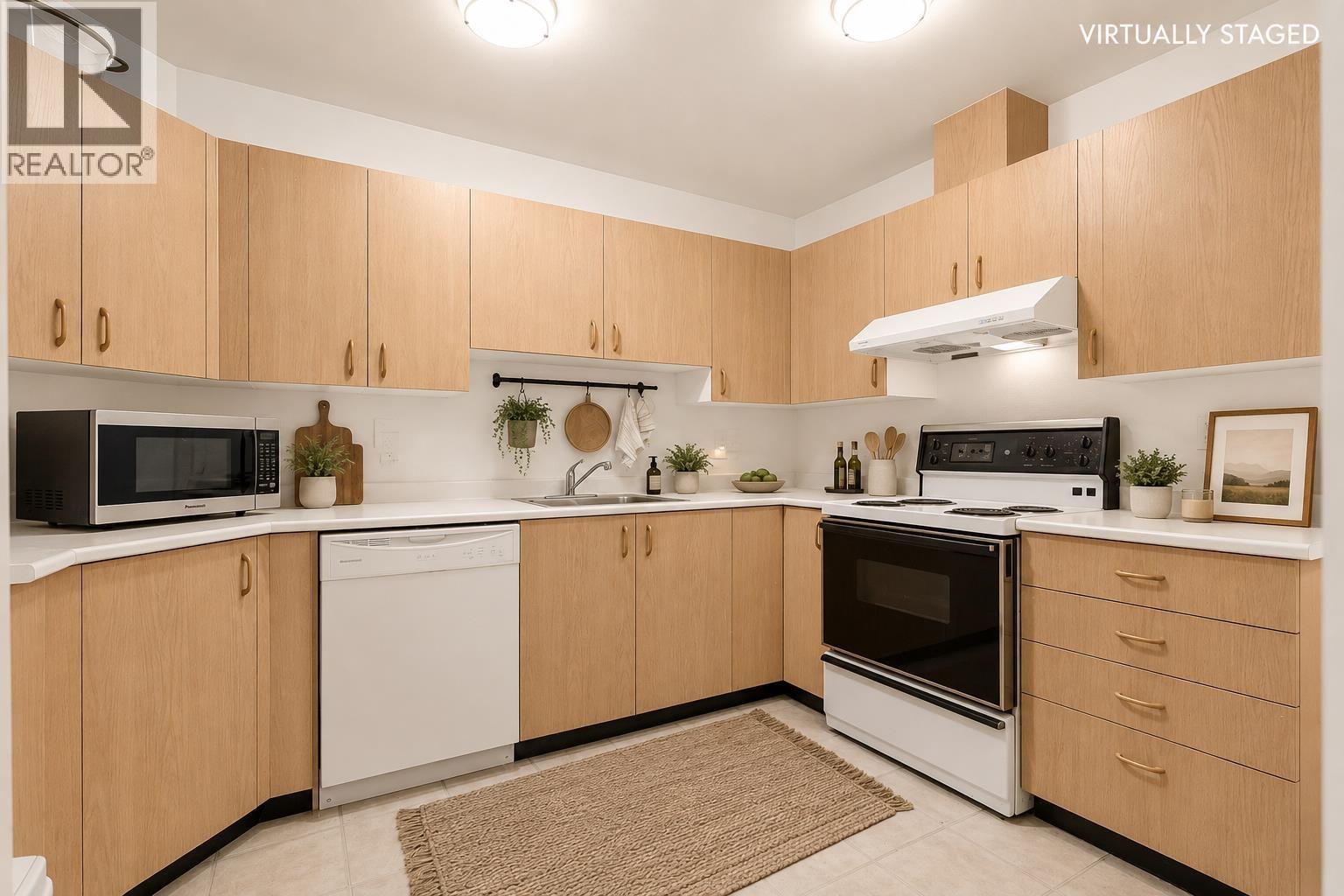 104 7560 Moffatt Road Property Photo 11
