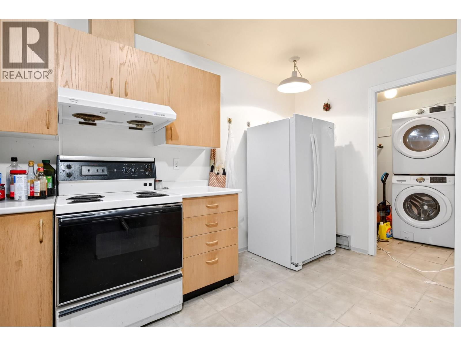 104 7560 Moffatt Road Property Photo 14