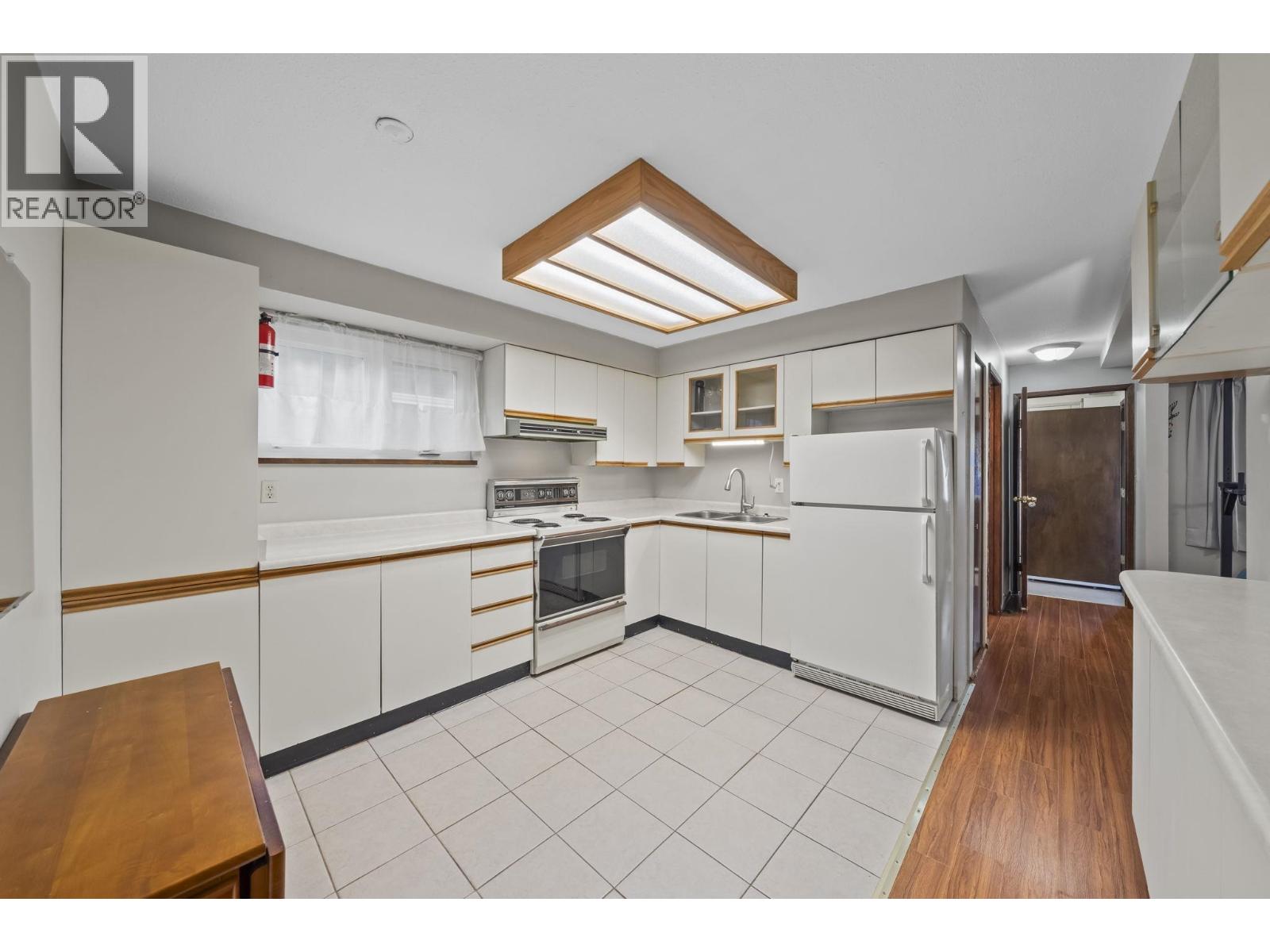 5189 Norfolk Street Property Photo 21
