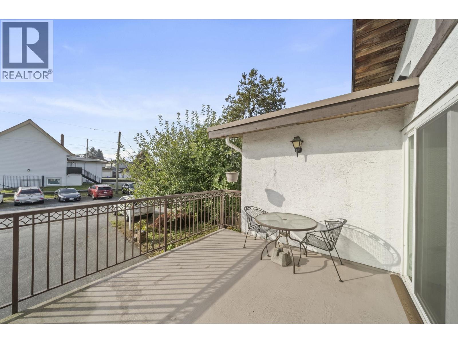 5189 Norfolk Street Property Photo 33