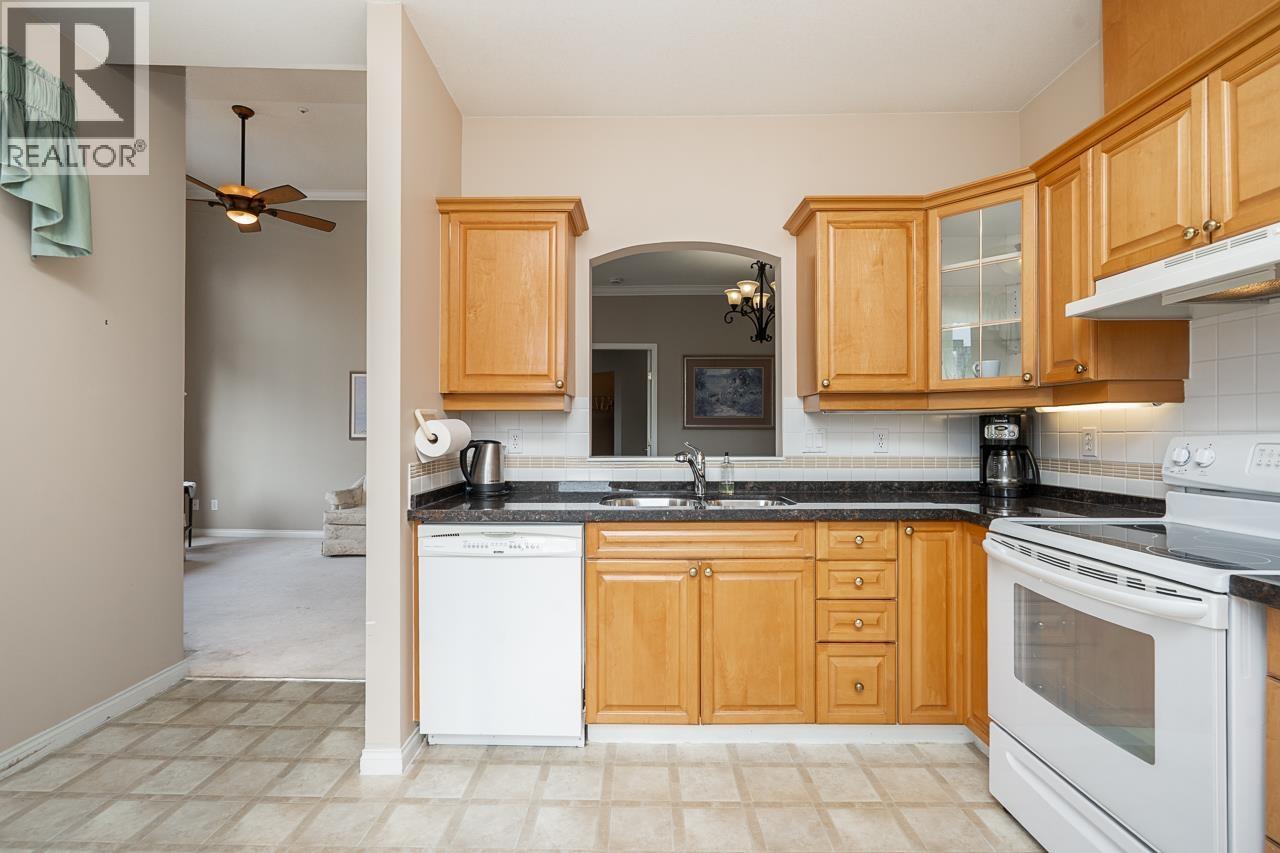 411 3098 Guildford Way Property Photo 9