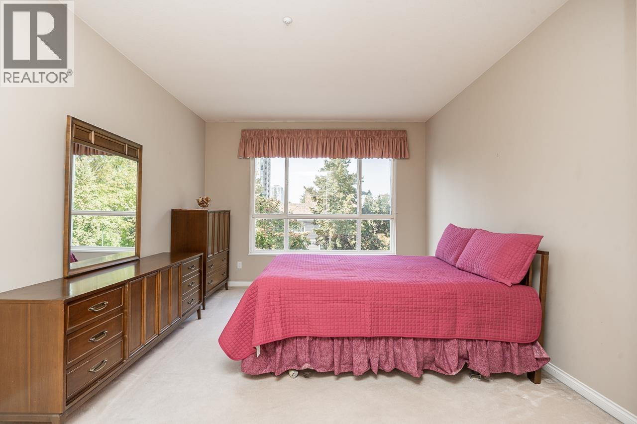 411 3098 Guildford Way Property Photo 11