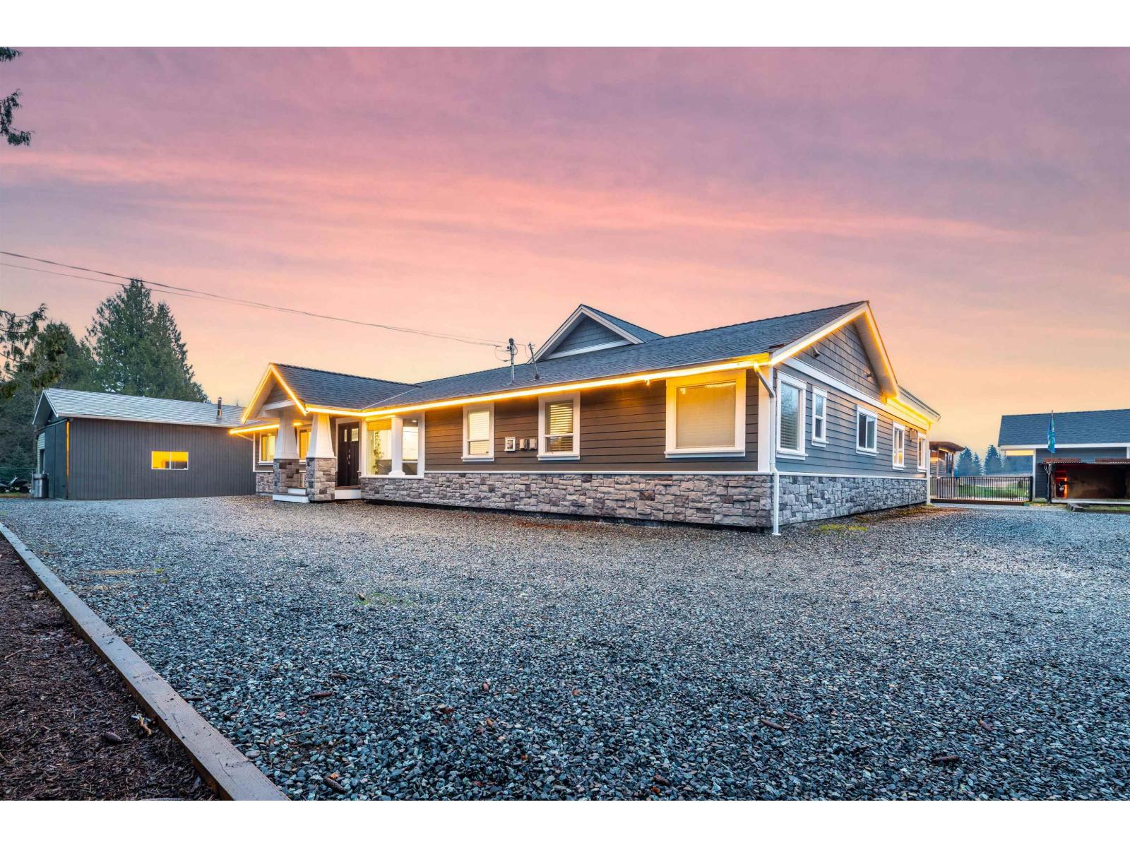 21298 36 Avenue Property Photo 5