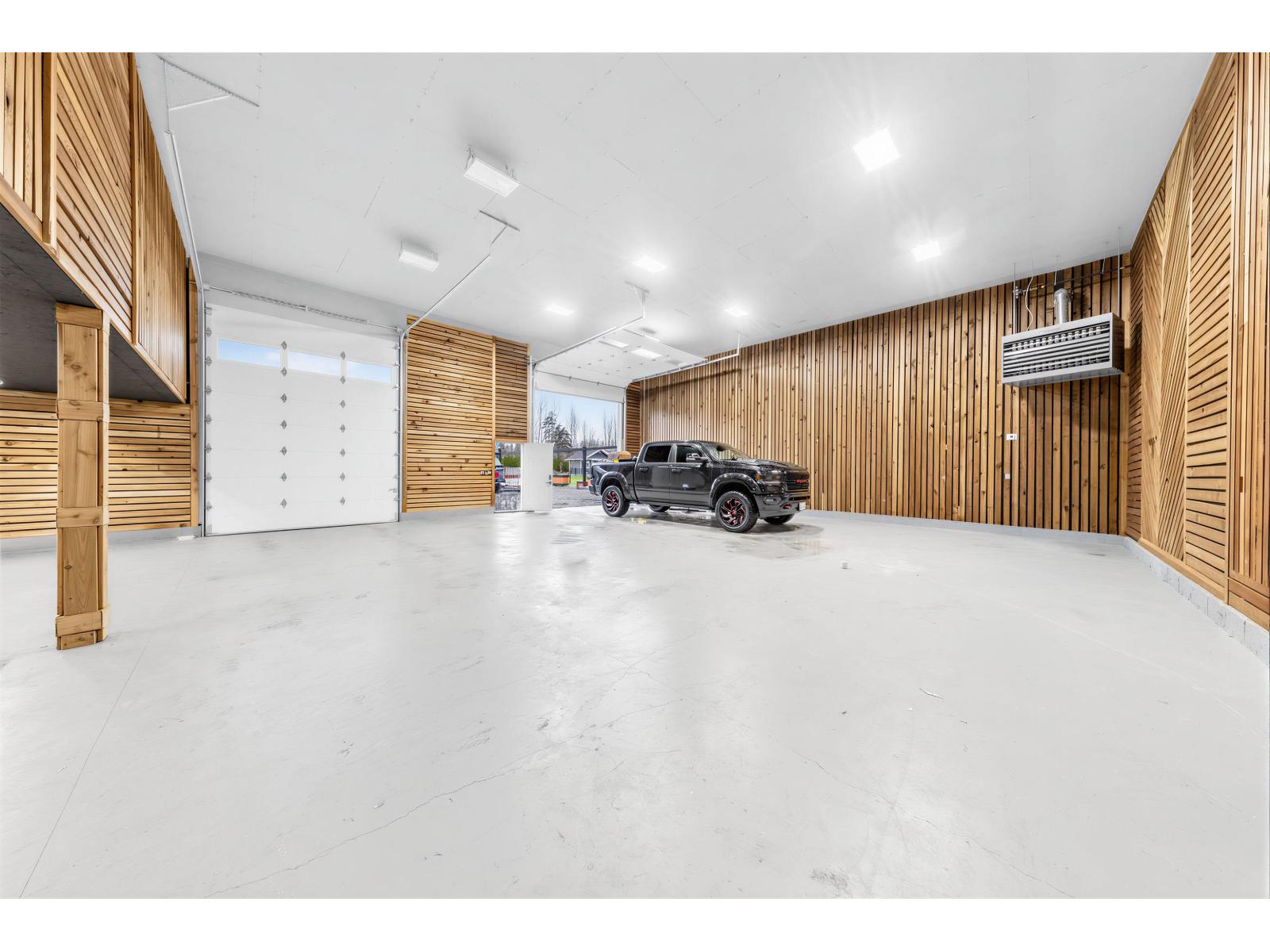 21298 36 Avenue Property Photo 36