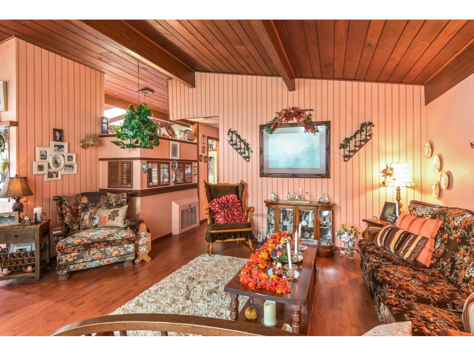 14086 77a Avenue Property Photo 3