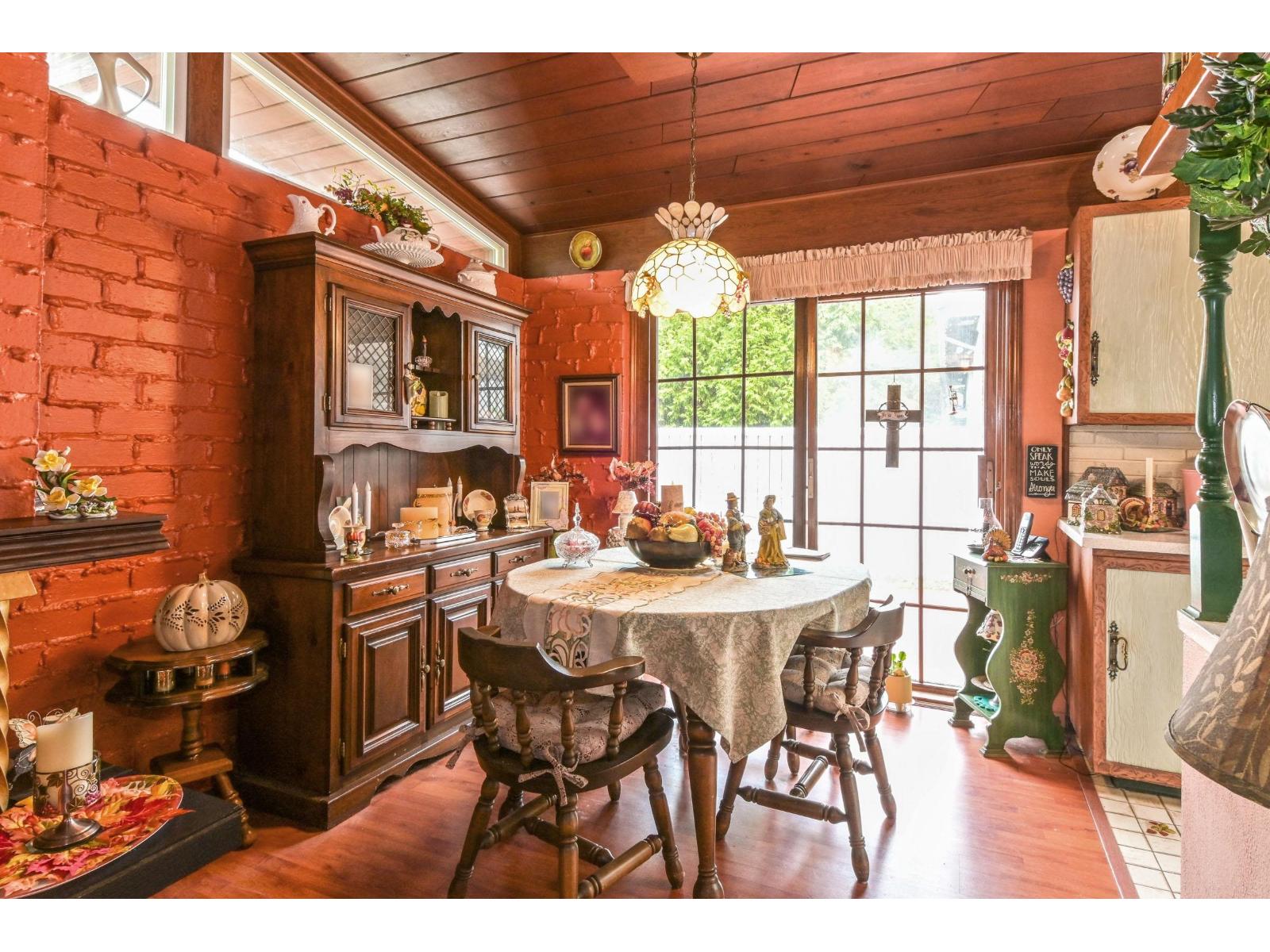 14086 77a Avenue Property Photo 6