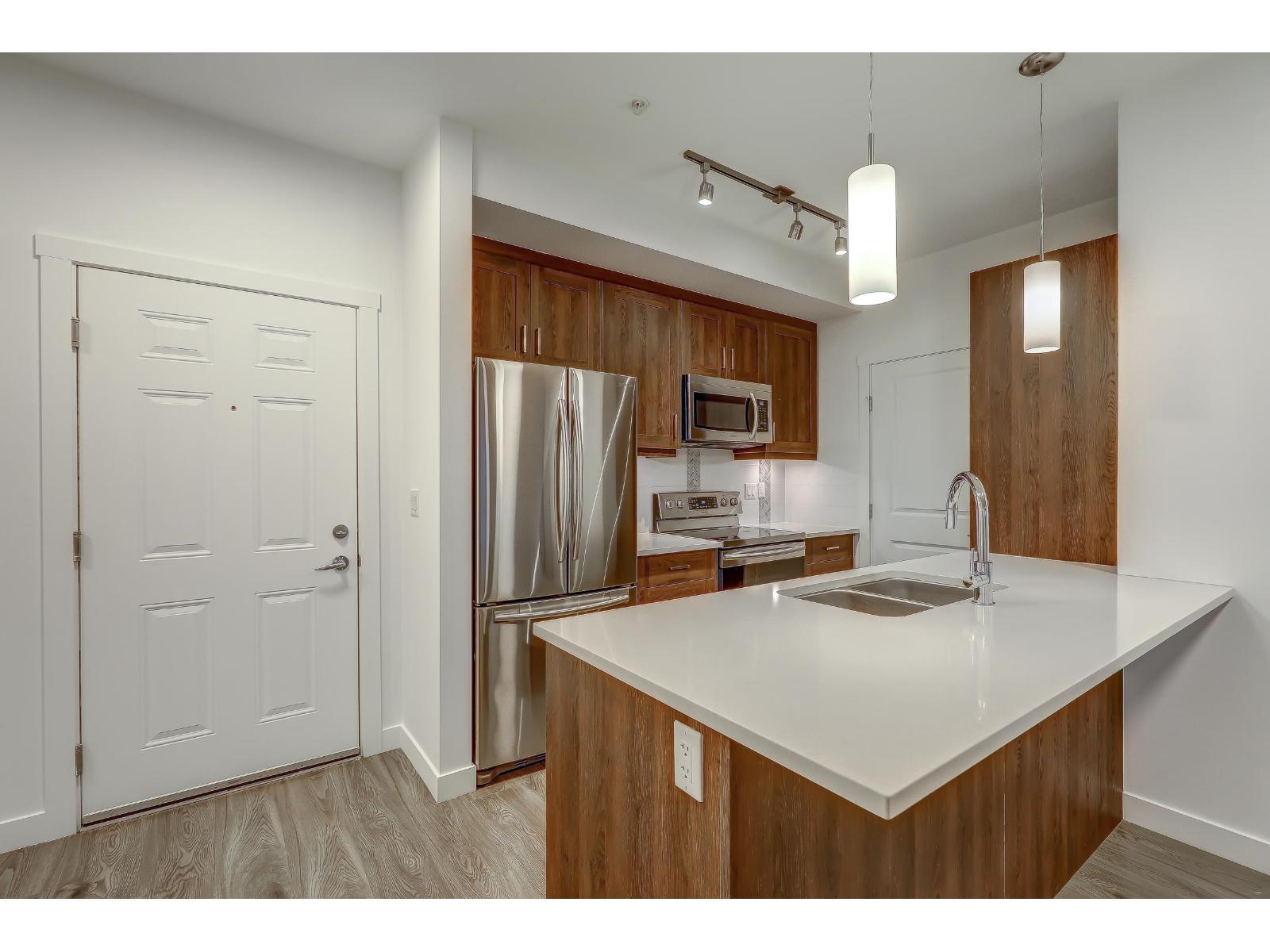 505 20826 72 Avenue Property Photo 11