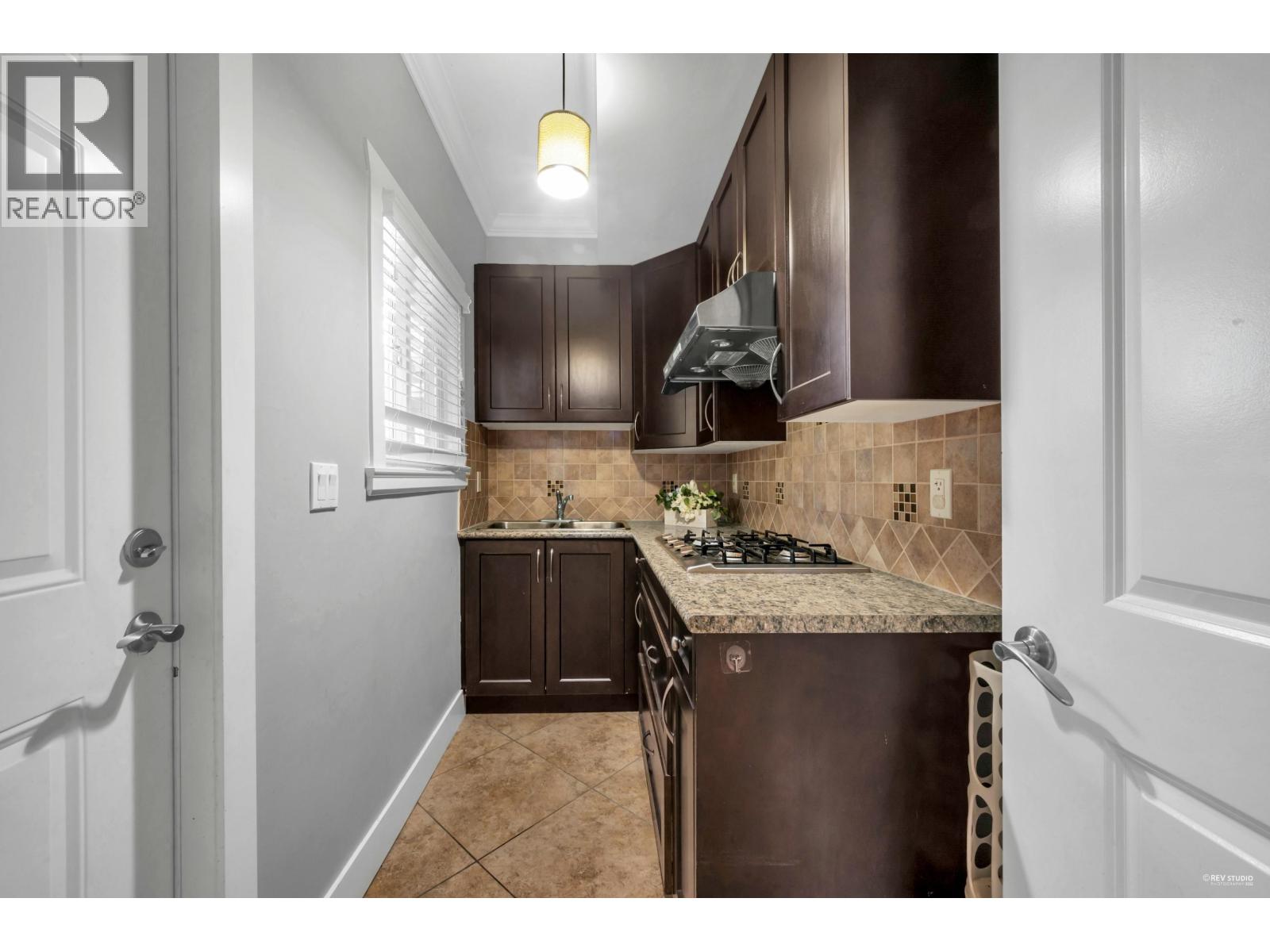 7865 Rosewood Street Property Photo 18