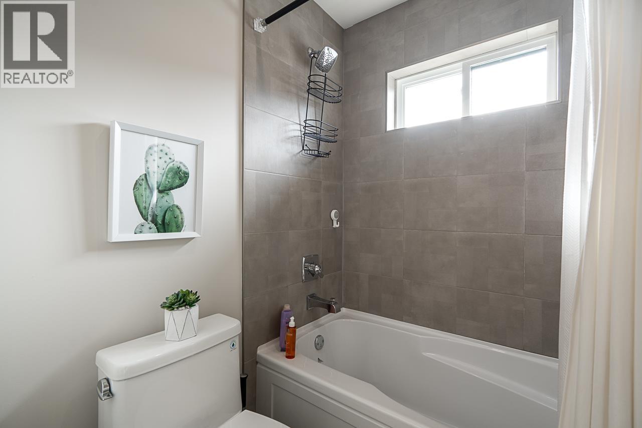 1745 Enderby Avenue Property Photo 28