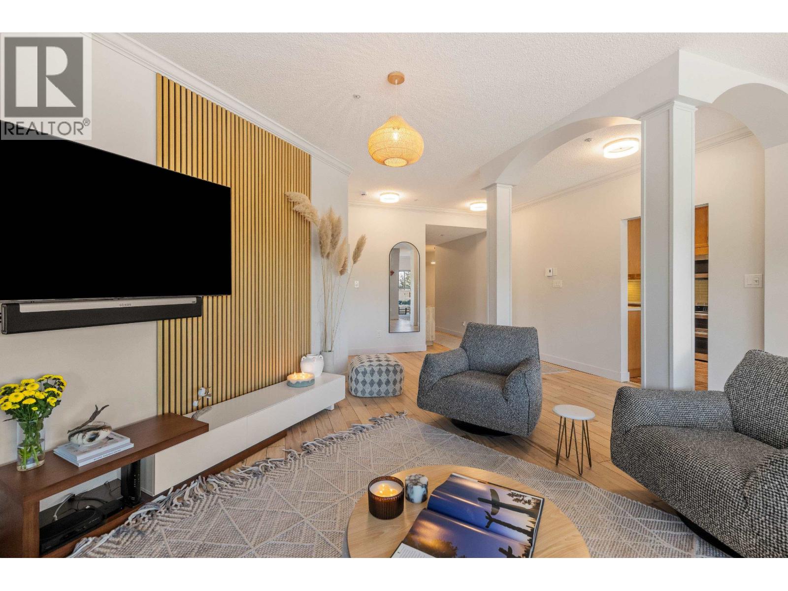 202 4743 W River Road Property Photo 12