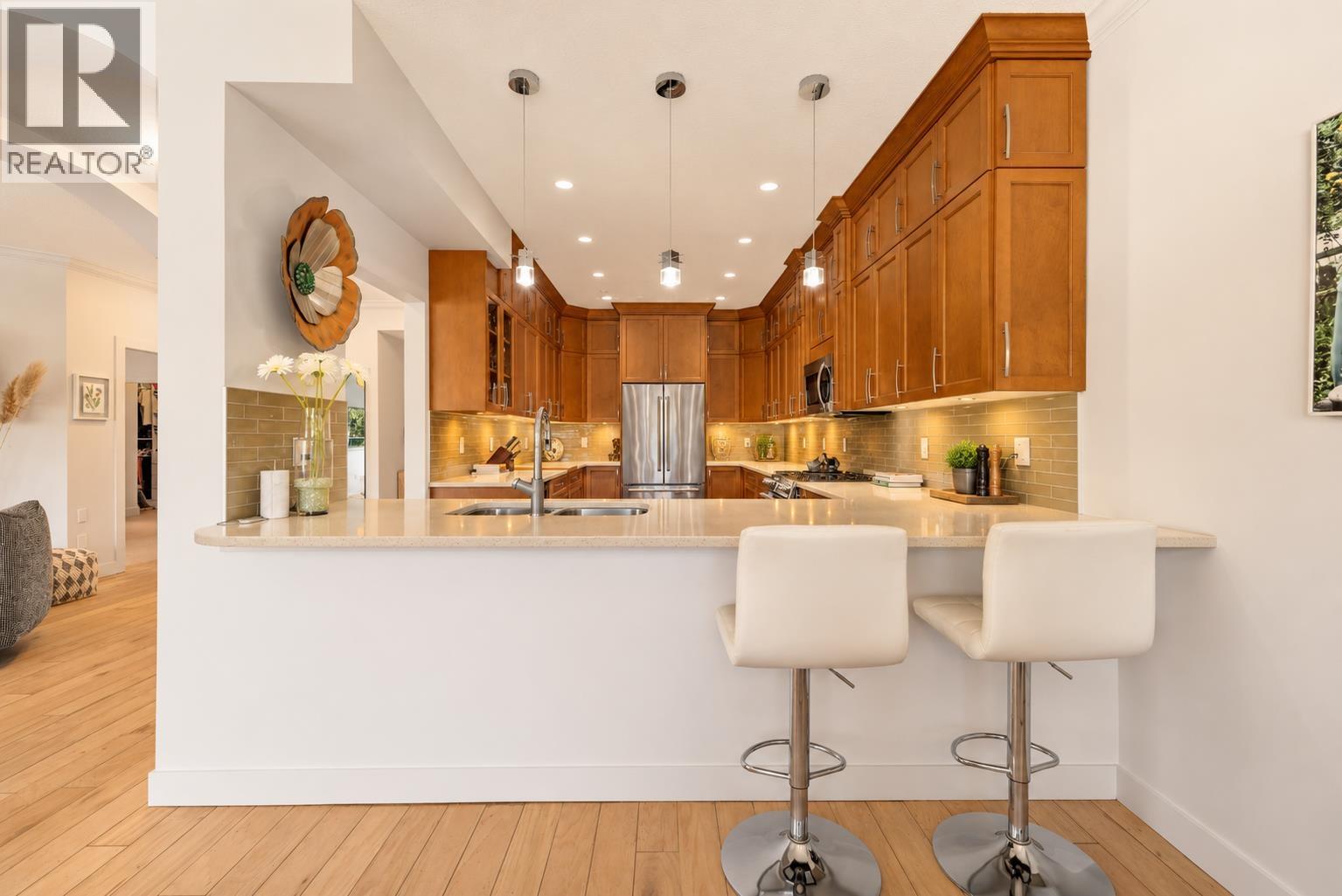 202 4743 W River Road Property Photo 15
