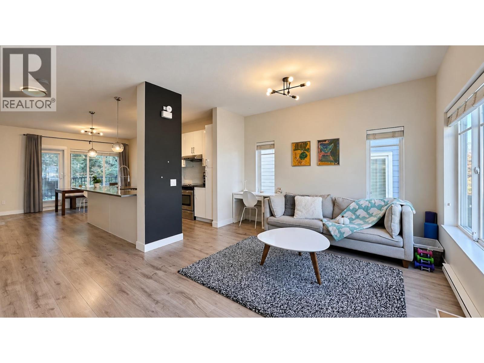 25 1219 Burke Mountain Street Property Photo 6