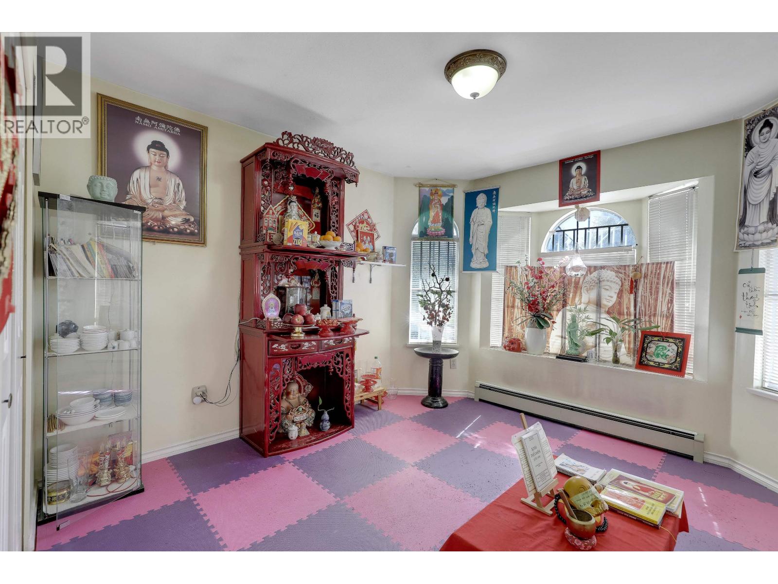 1457 E 18th Avenue Property Photo 15