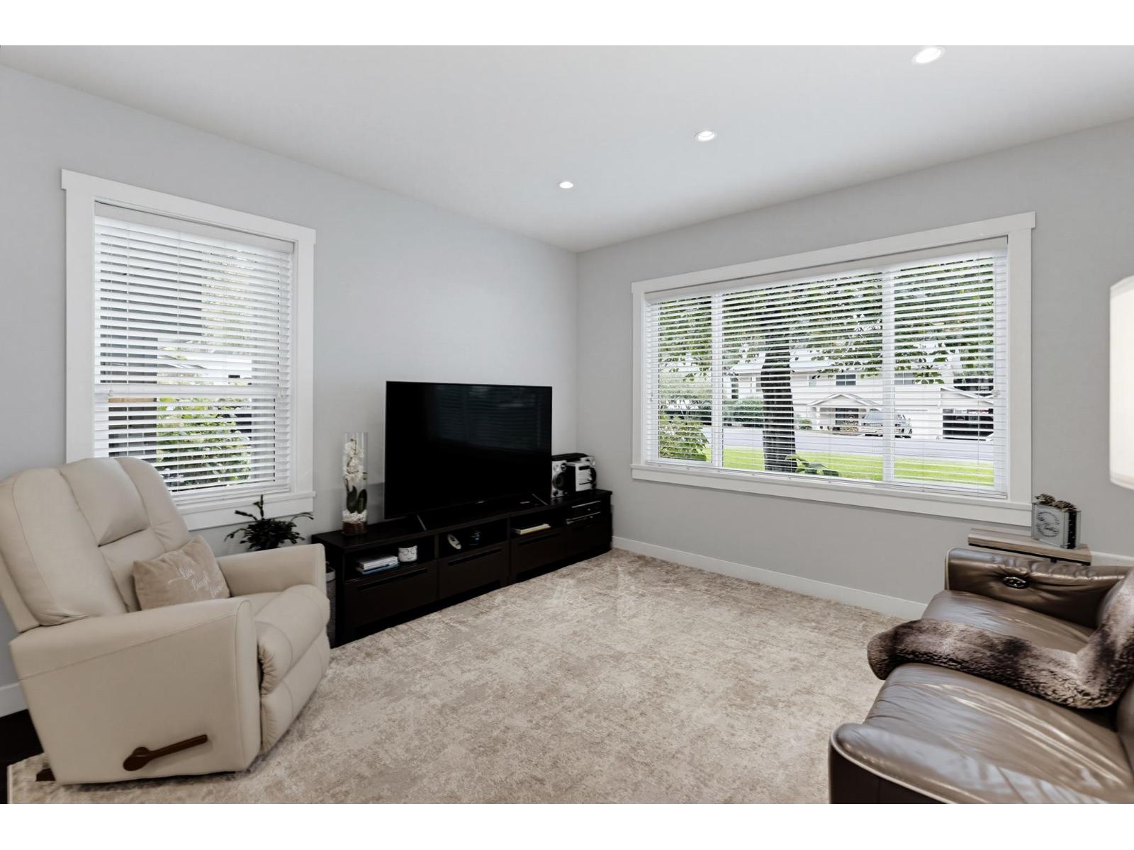 3822 201a Street Property Photo 32