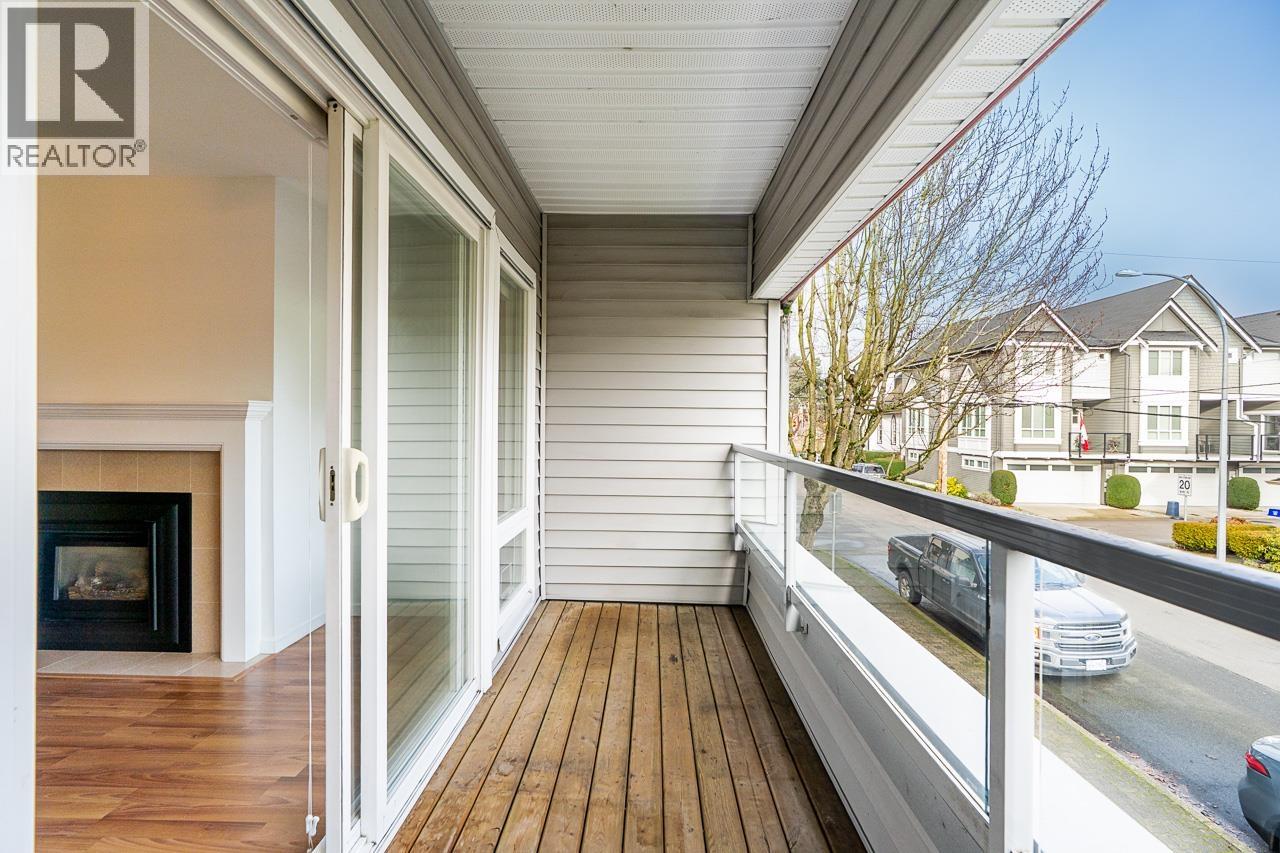 208 4989 47 Avenue Property Photo 5