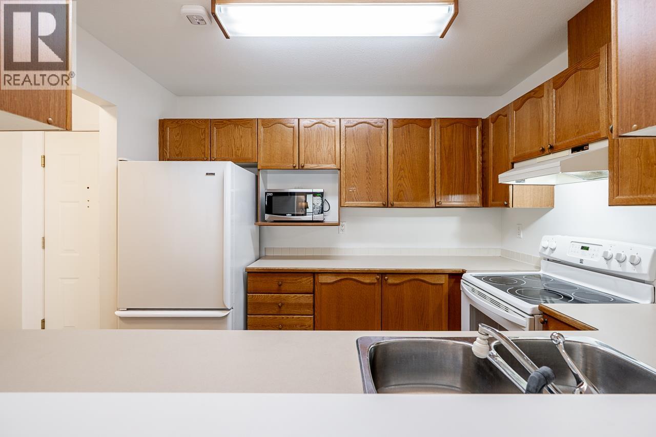 208 4989 47 Avenue Property Photo 8