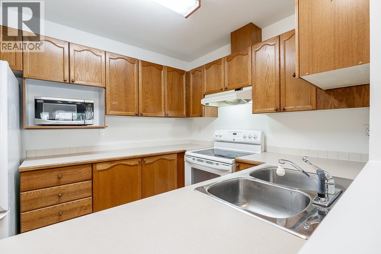208 4989 47 Avenue Property Photo 10