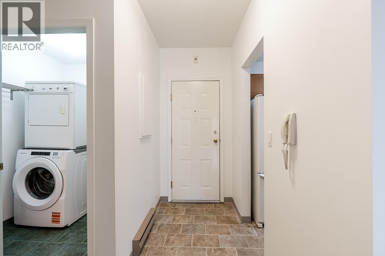 208 4989 47 Avenue Property Photo 28