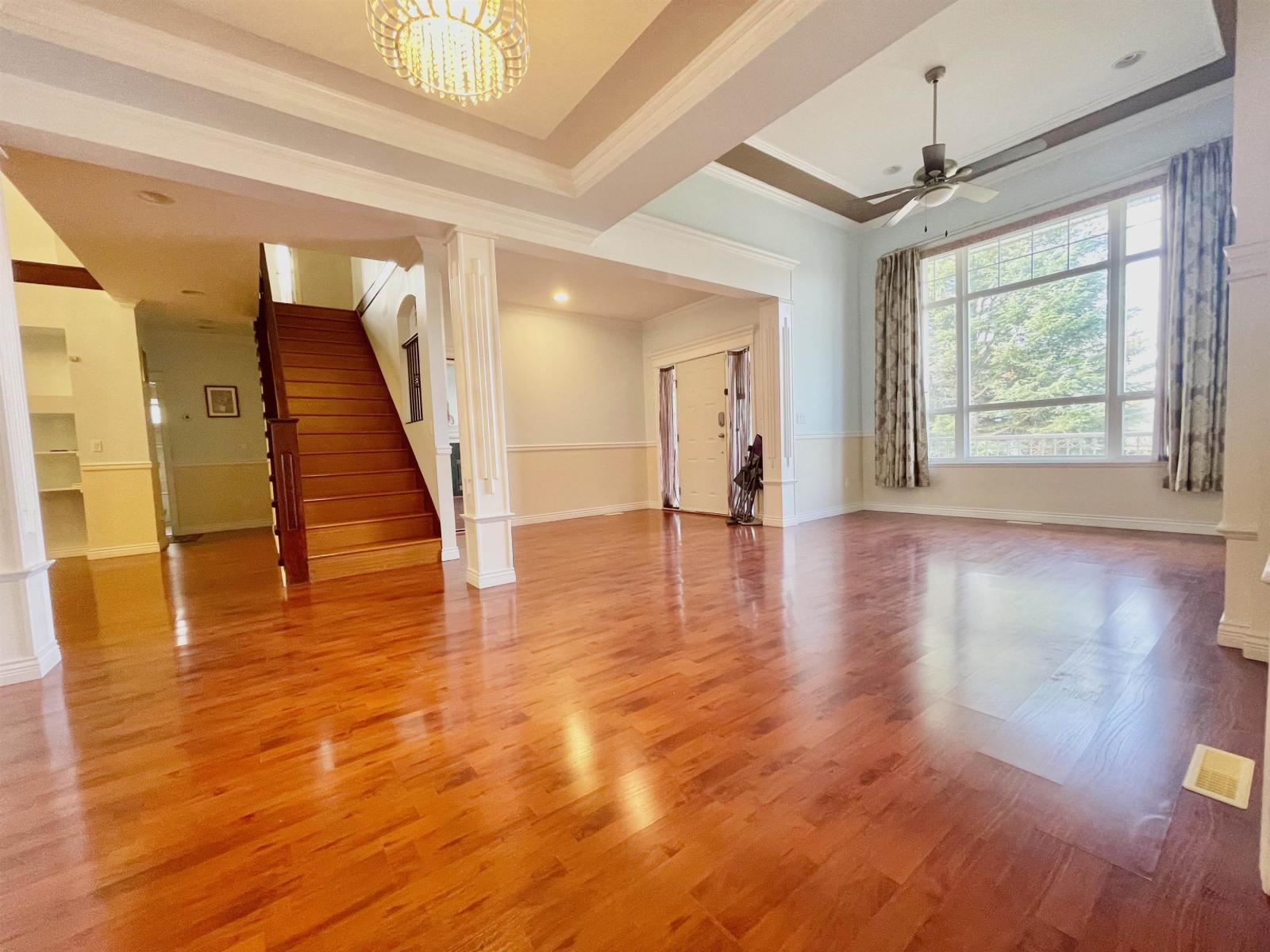 6668 183 Street Property Photo 3