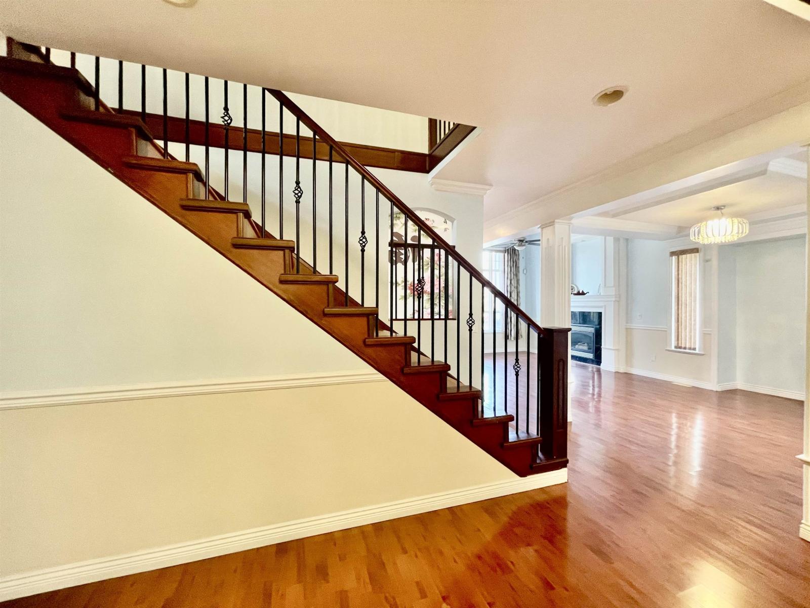6668 183 Street Property Photo 13