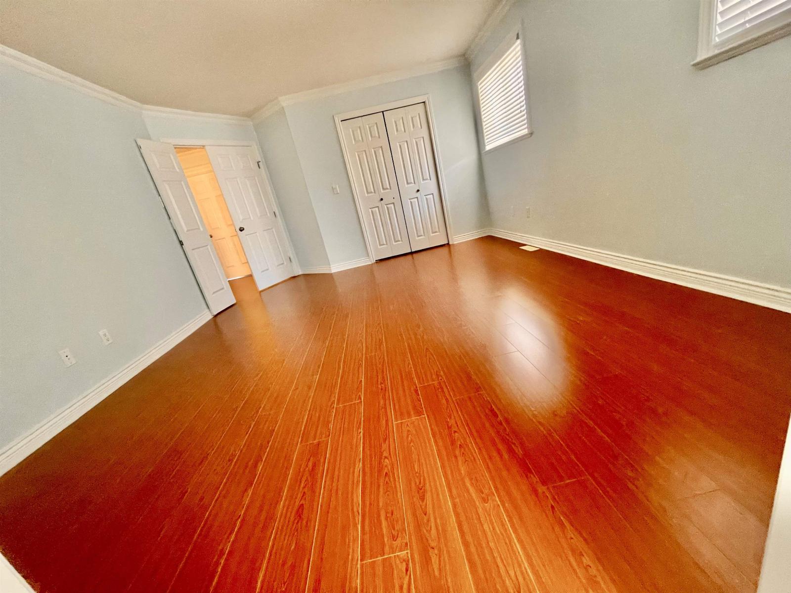 6668 183 Street Property Photo 15
