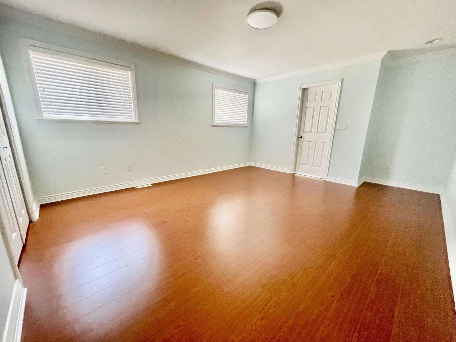 6668 183 Street Property Photo 16