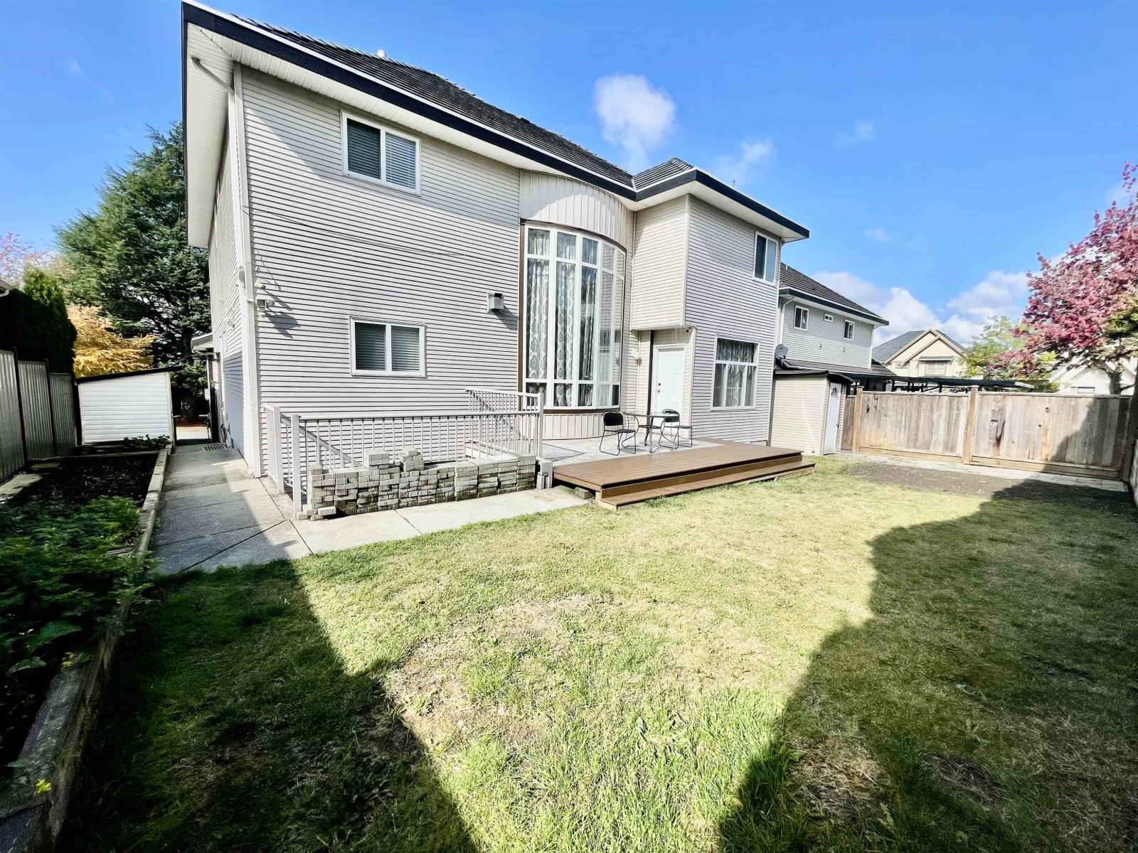 6668 183 Street Property Photo 25