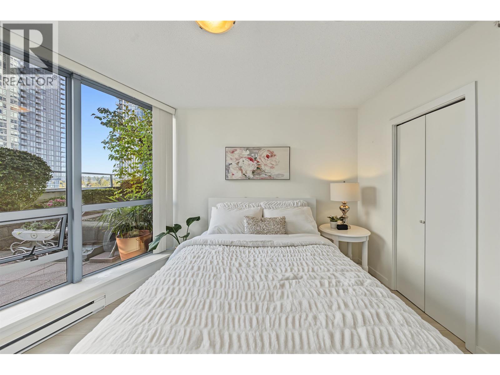 507 14 Begbie Street Property Photo 9