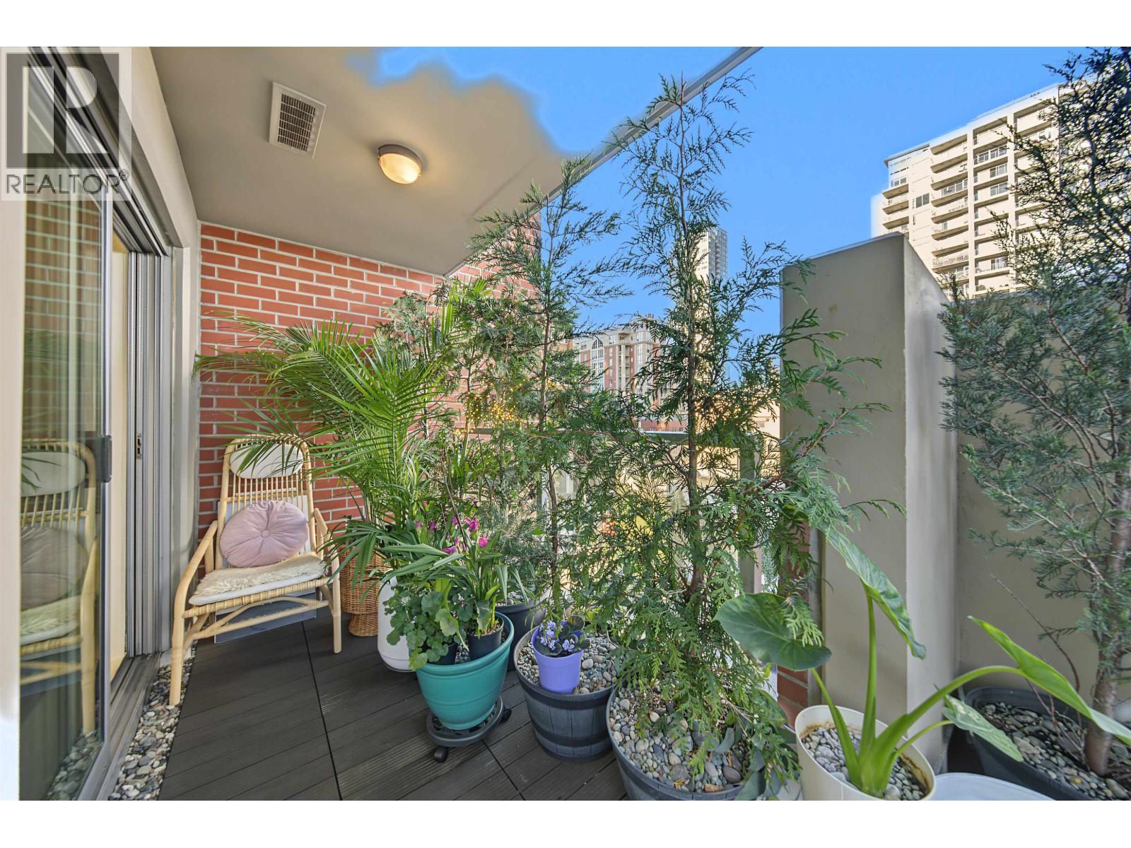 507 14 Begbie Street Property Photo 11