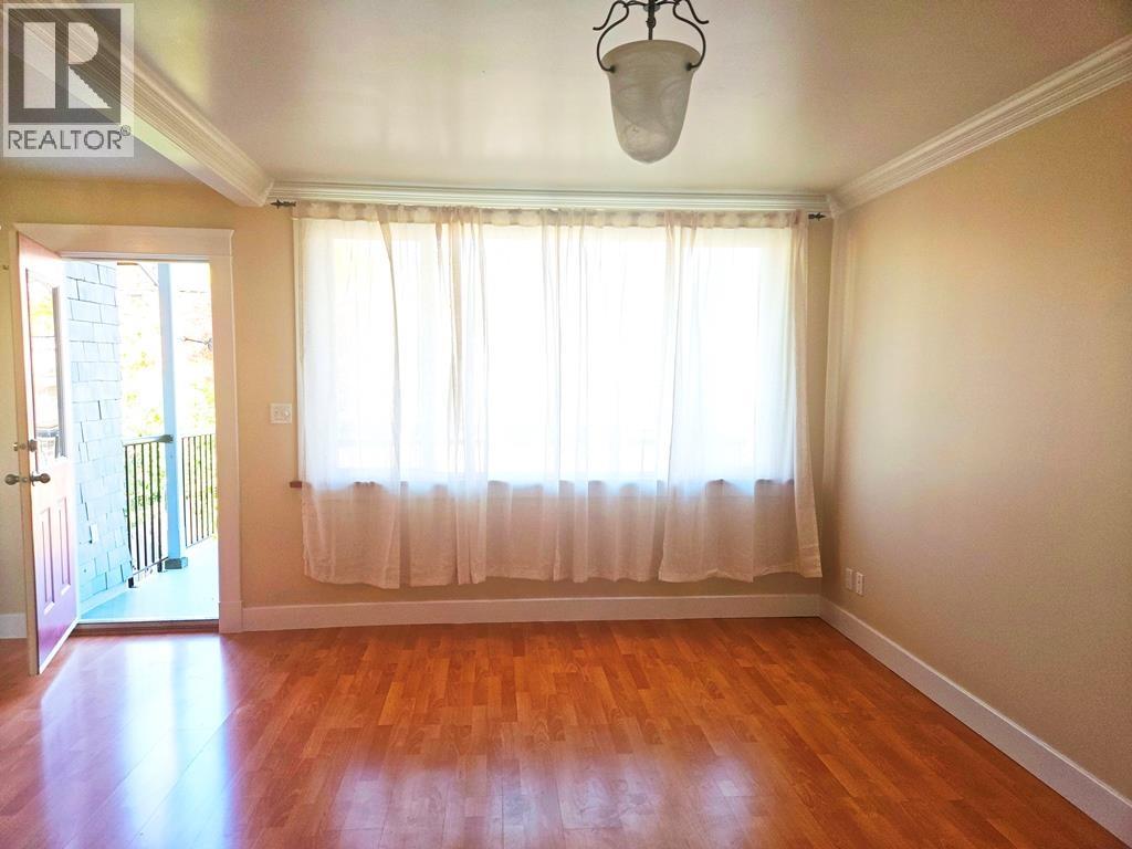2155 Graveley Street Property Photo 7