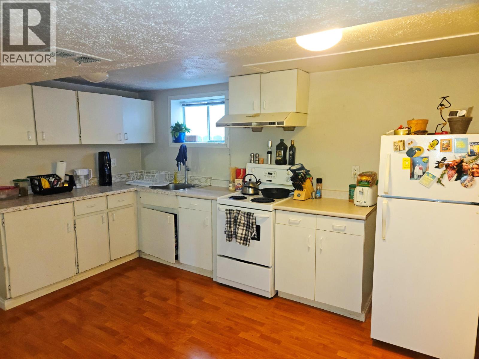 2155 Graveley Street Property Photo 29