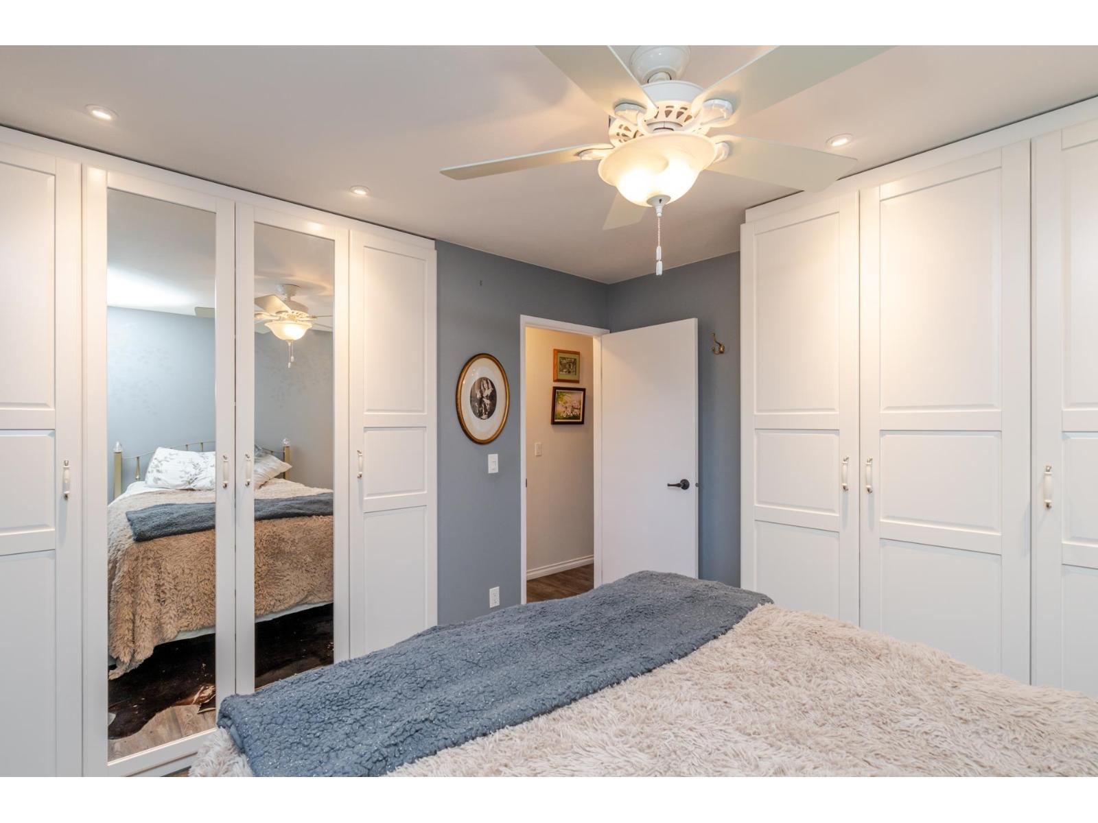 26575 30a Avenue Property Photo 17