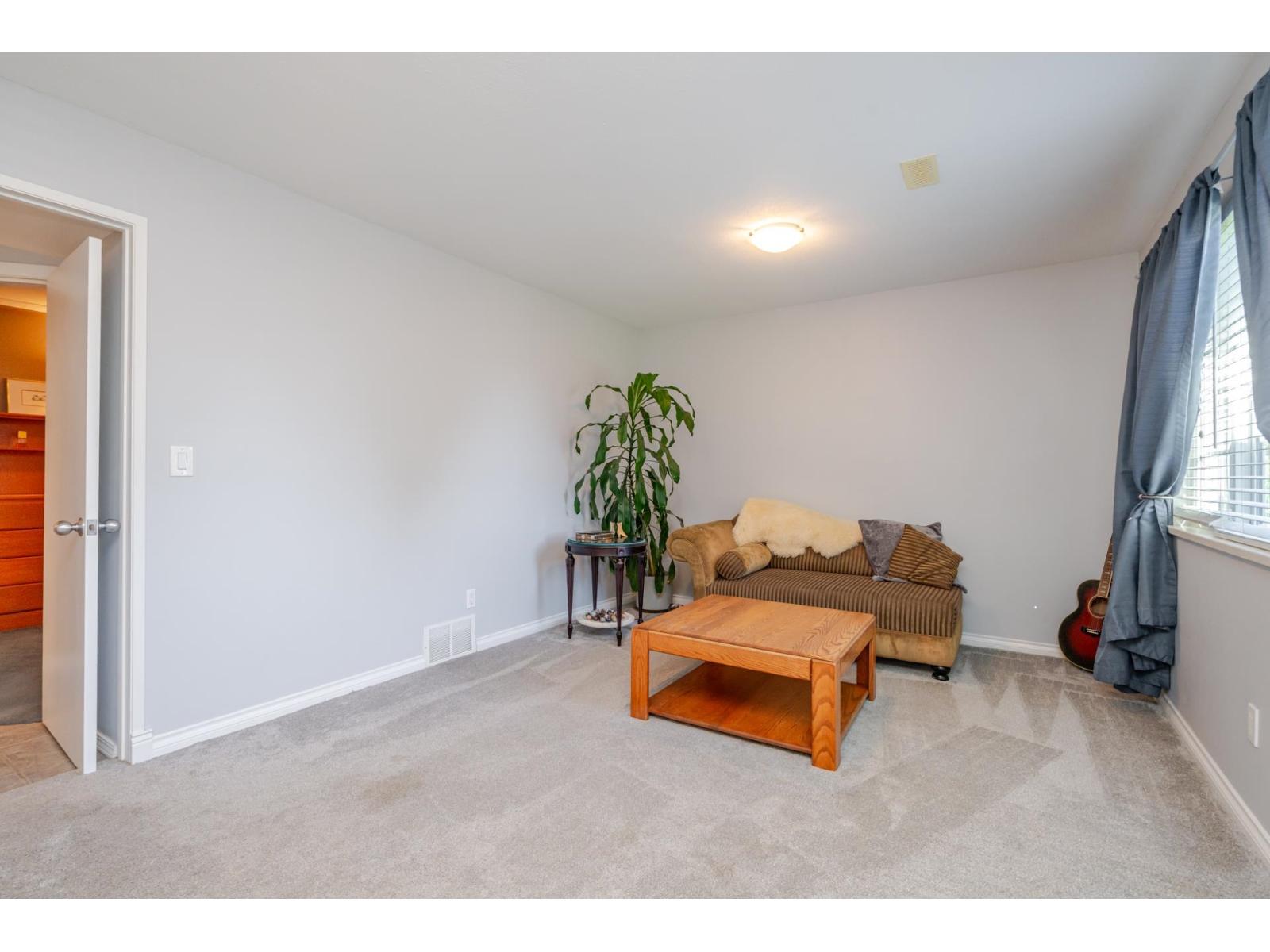 26575 30a Avenue Property Photo 27