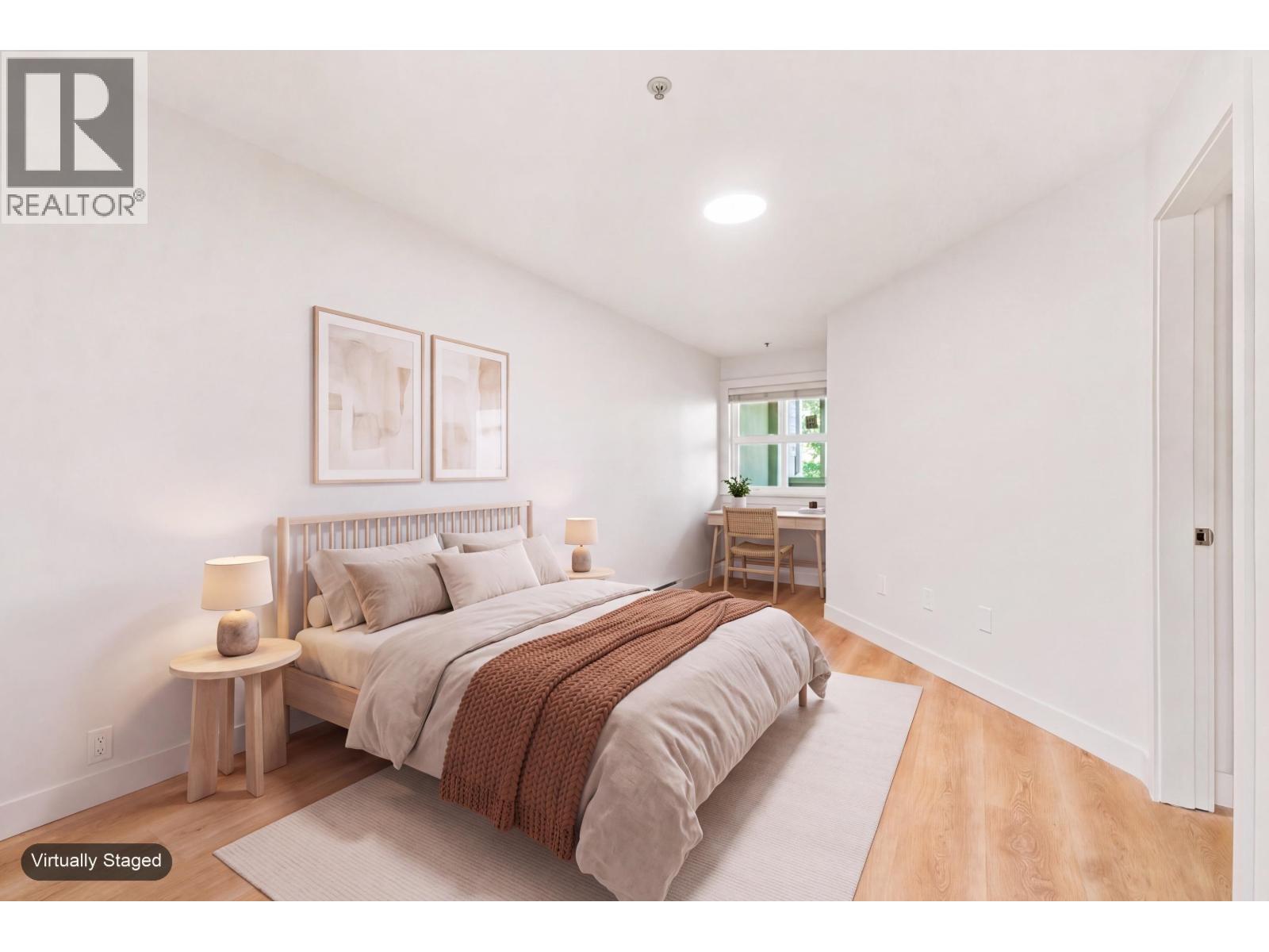 301 2928 Commercial Drive Property Photo 10