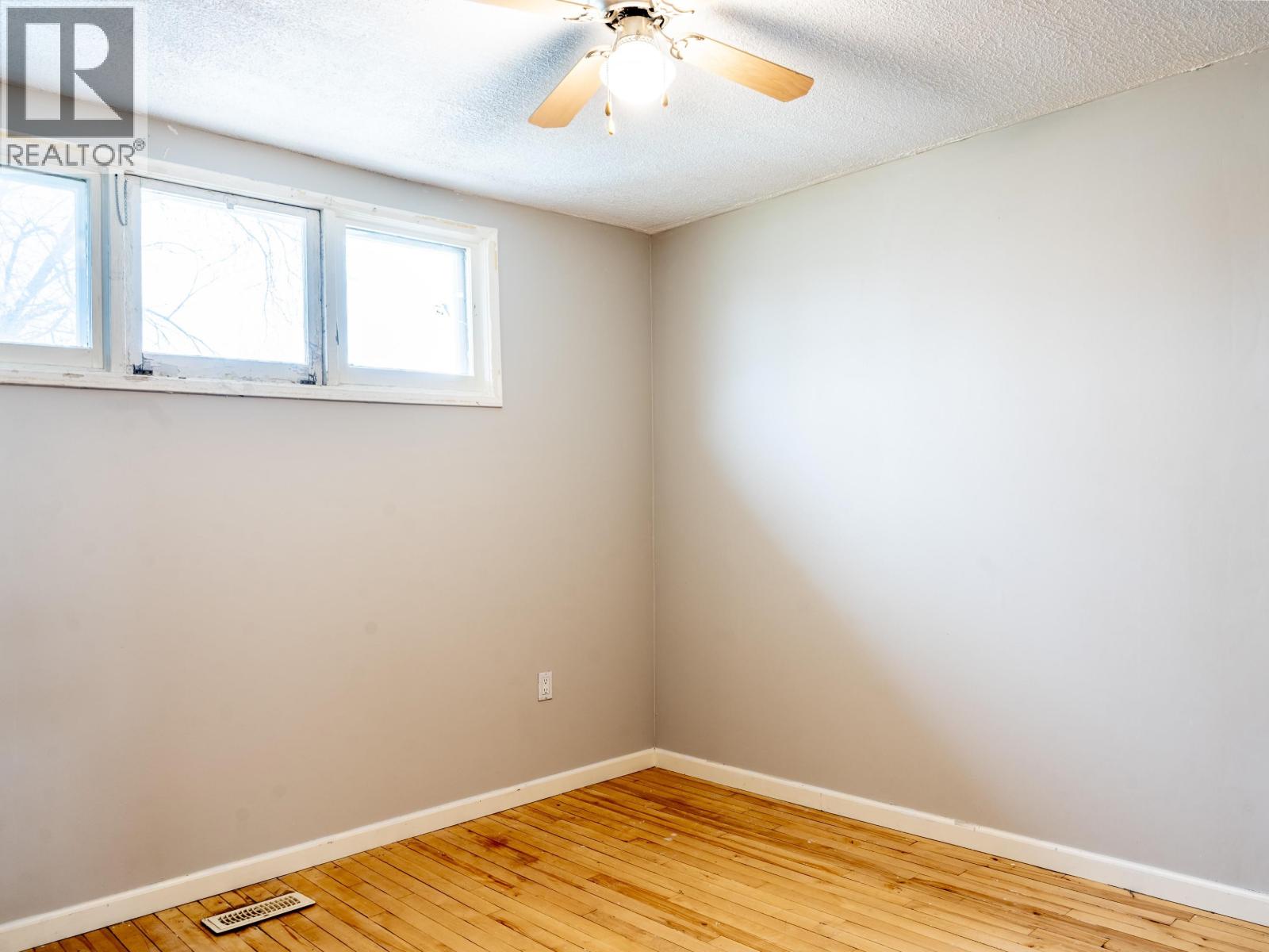 794 Harper Street Property Photo 14