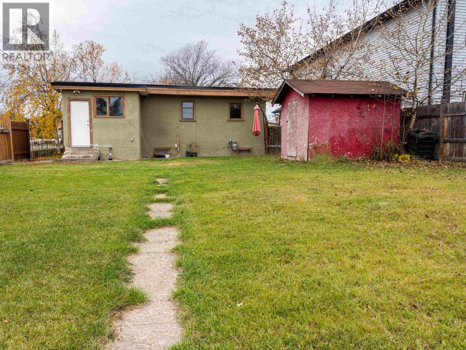 794 Harper Street Property Photo 21