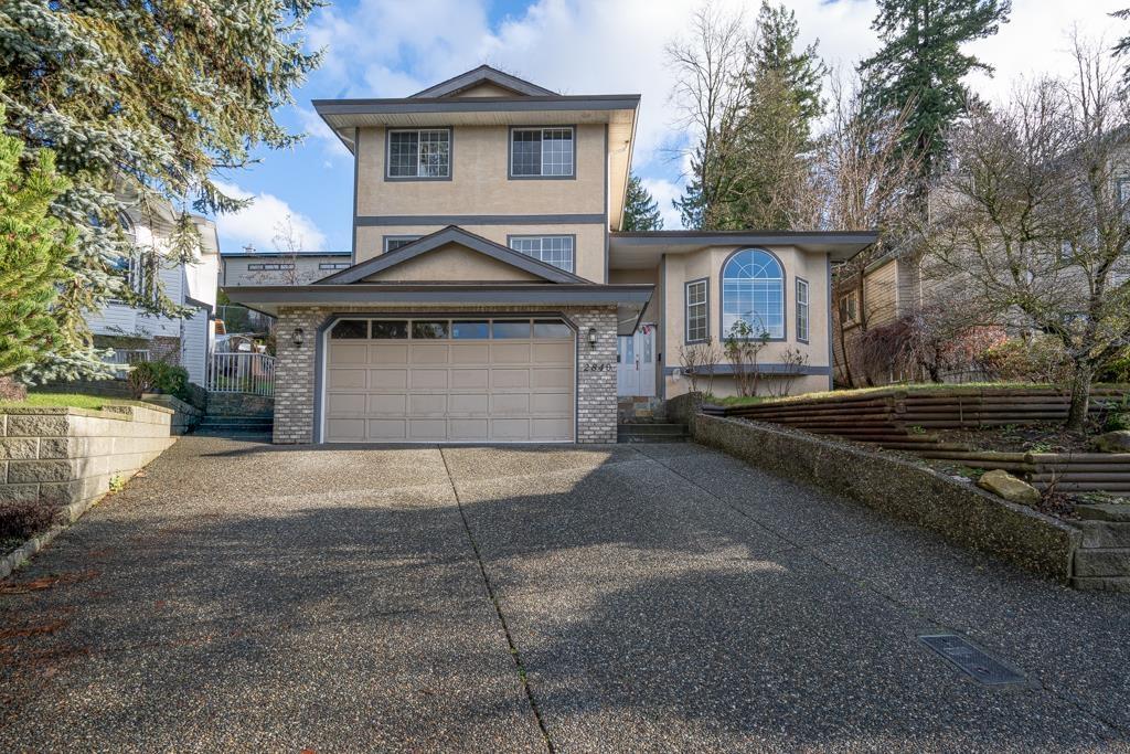 2840 Pacific Place Property Photo 3