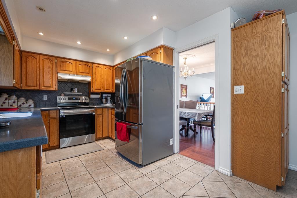 2840 Pacific Place Property Photo 11