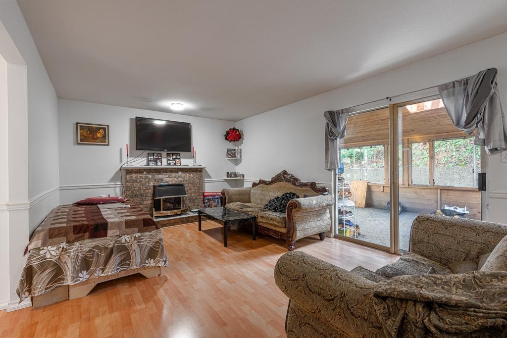 2840 Pacific Place Property Photo 14