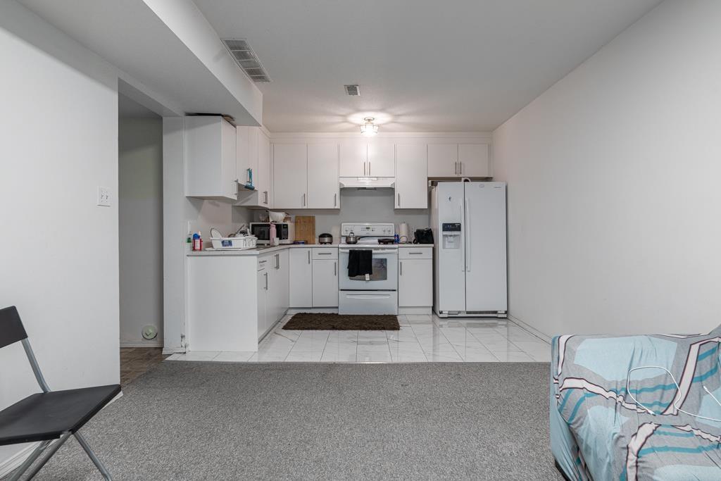 2840 Pacific Place Property Photo 23