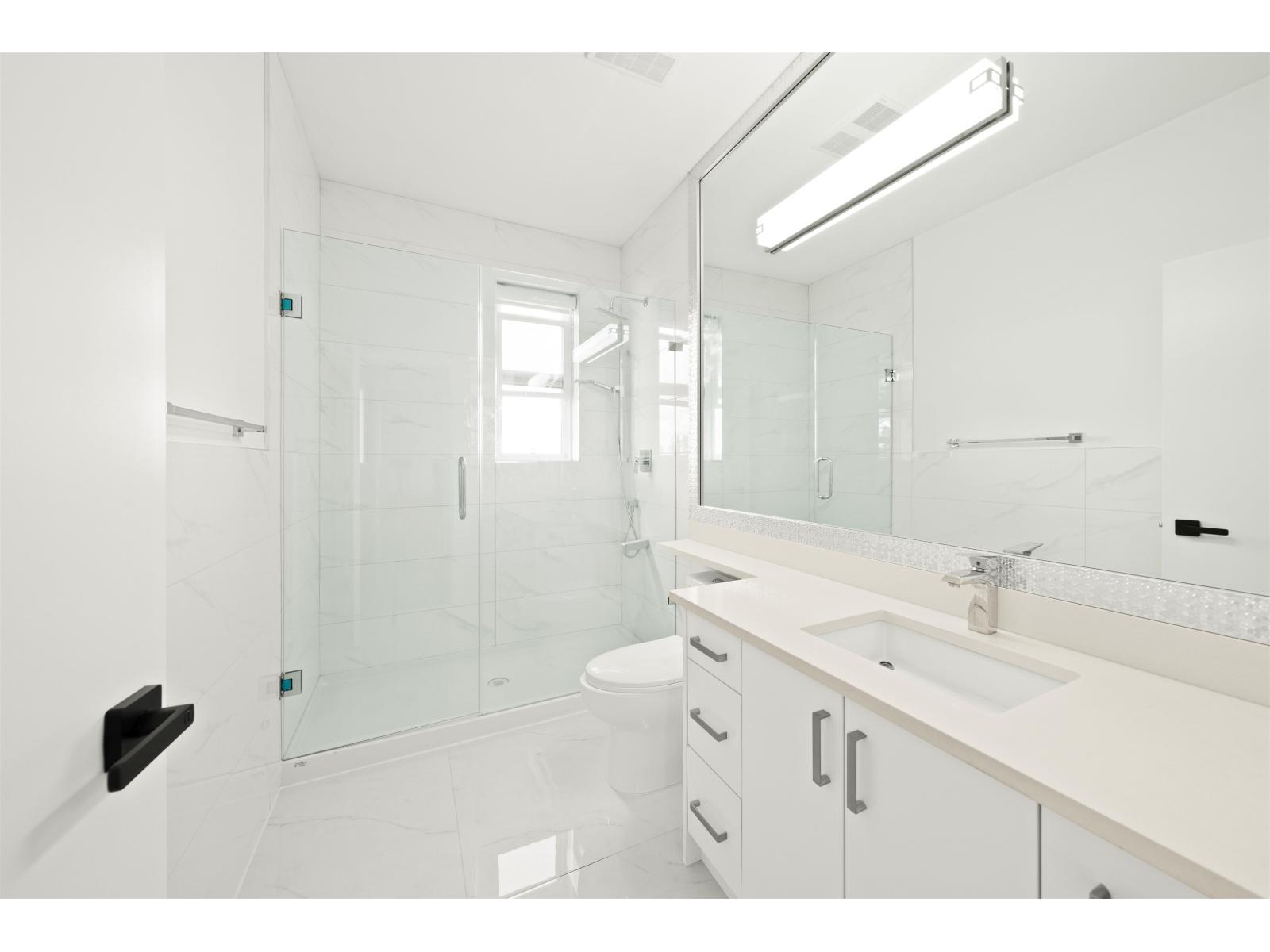 5585 148 Street Property Photo 24