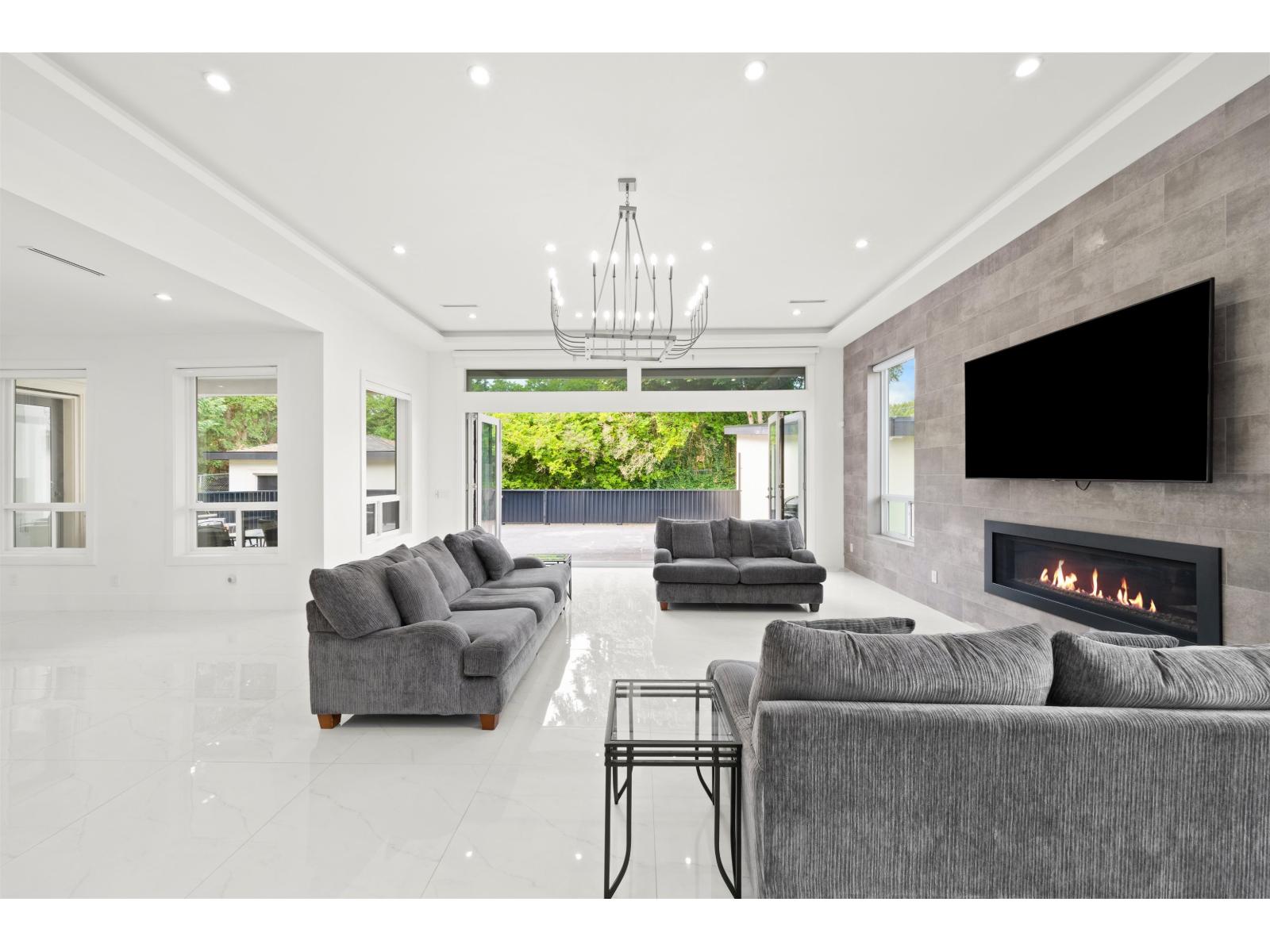 5585 148 Street Property Photo 29