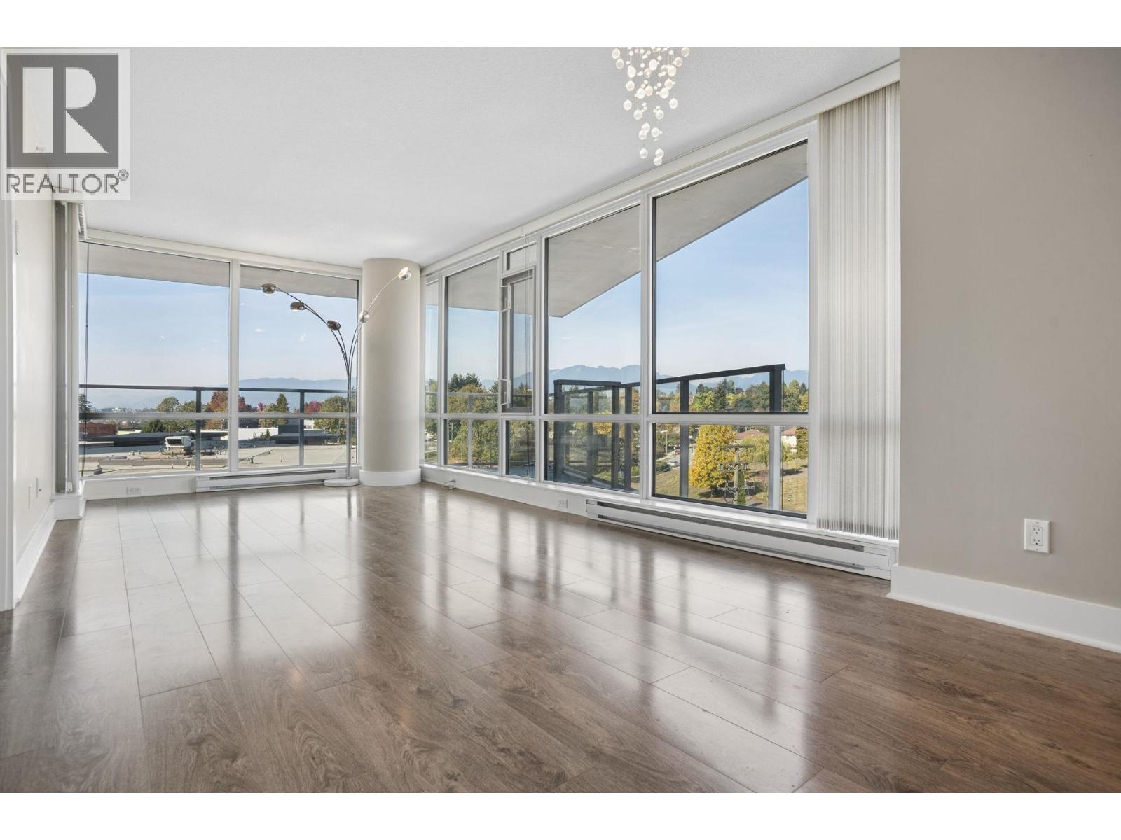 801 4189 HALIFAX STREET Property Photo 1