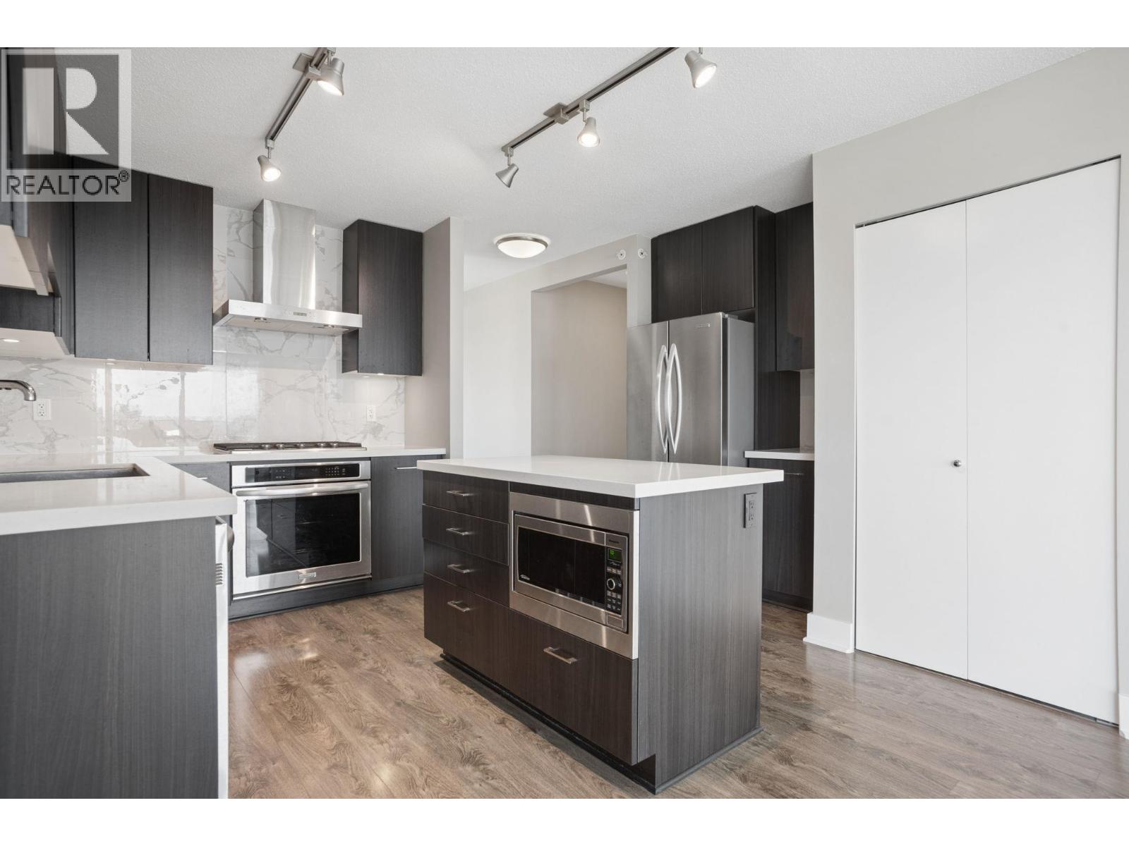 801 4189 Halifax Street Property Photo 6