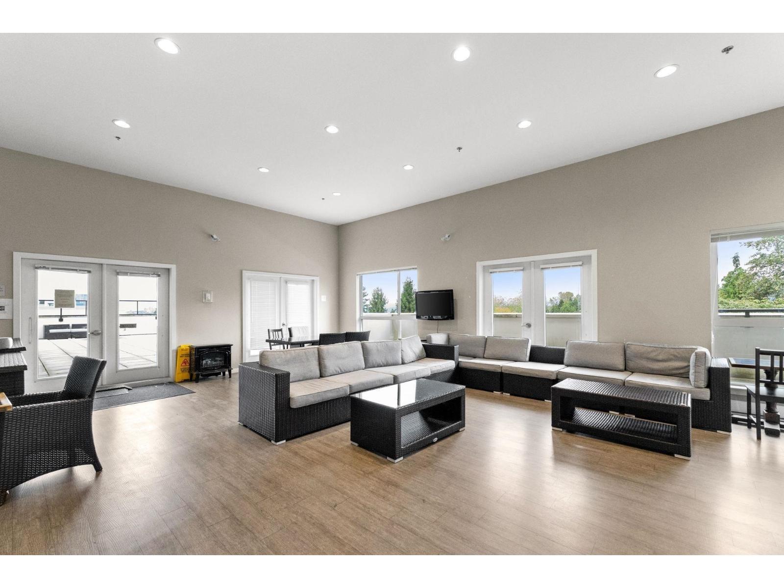 514 13768 108 Avenue Property Photo 12